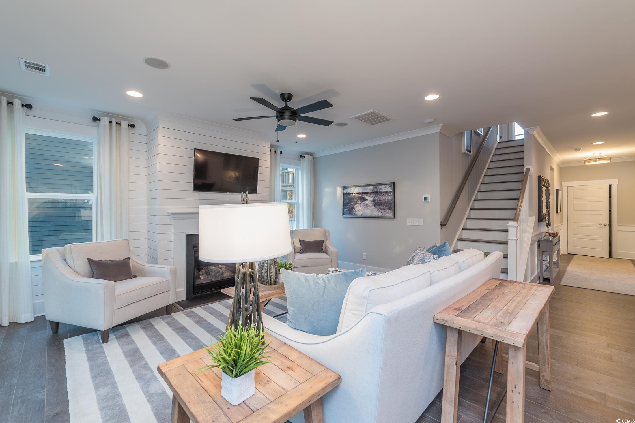 1757 Tryon Dr