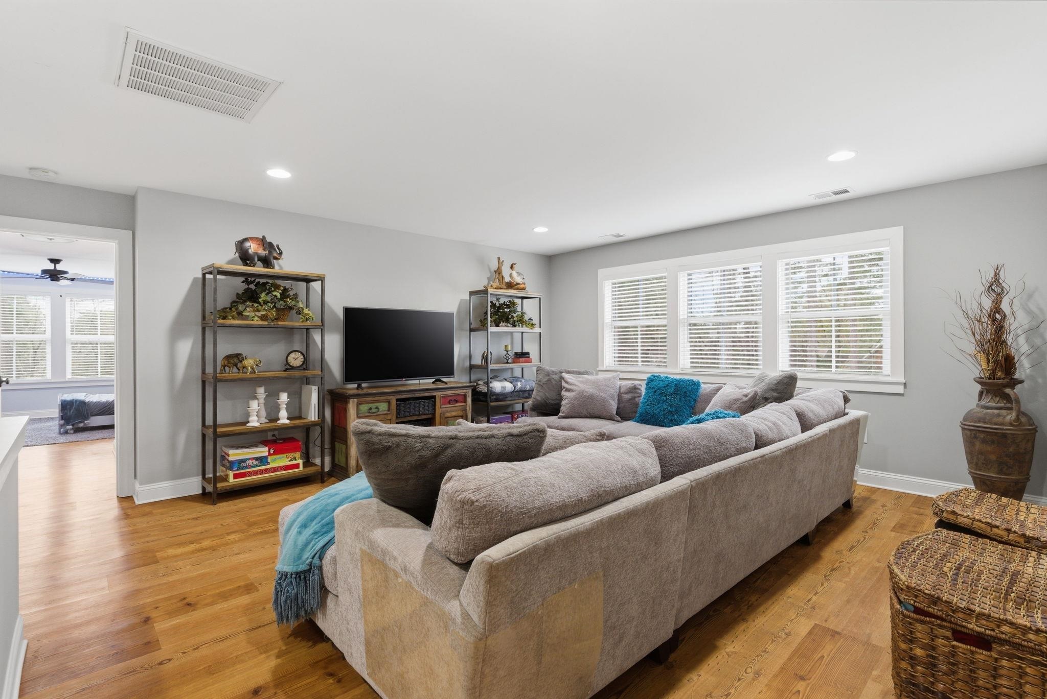 Murrells Inlet, South Carolina, 29576, United States, 6 Bedrooms Bedrooms, ,5 BathroomsBathrooms,Residential,Active,2024350