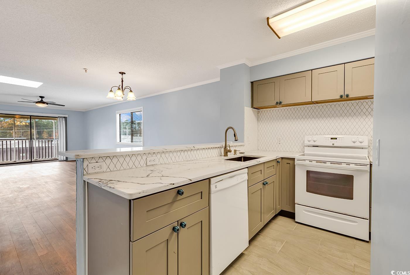 4350 Intracoastal Dr. 1403