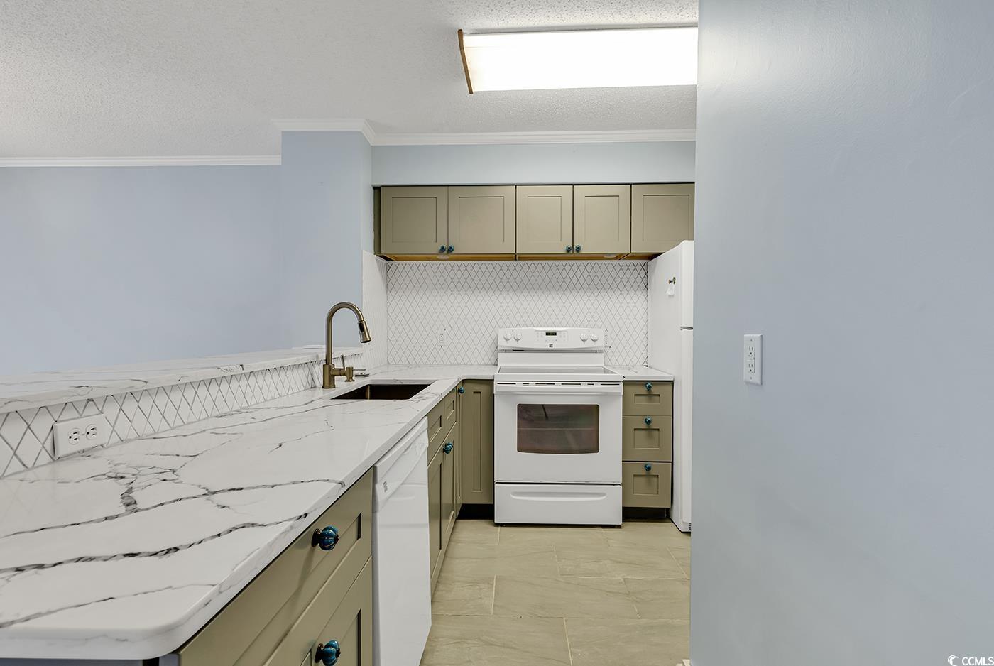 4350 Intracoastal Dr. 1403