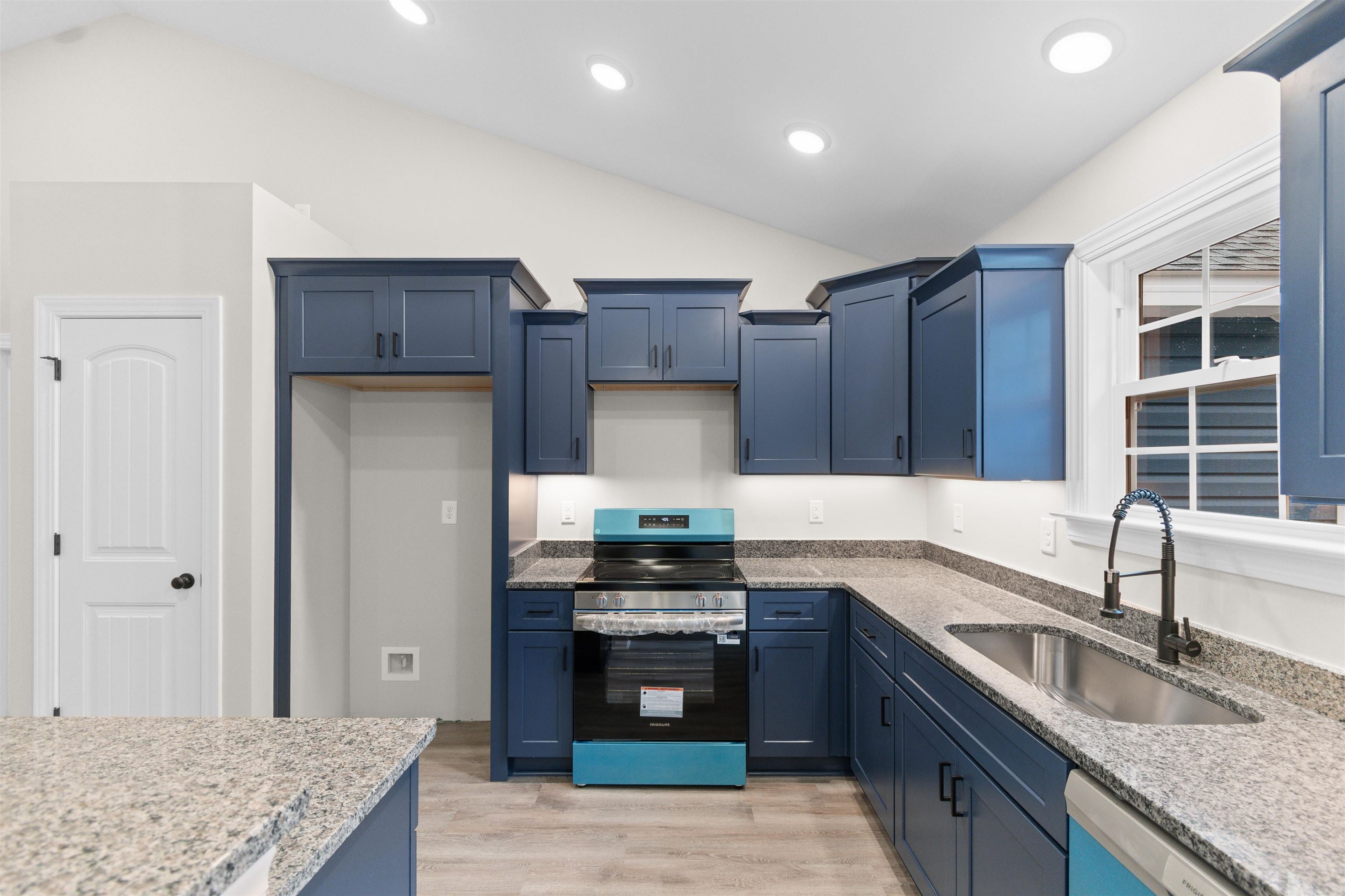 1391 Justice Loop