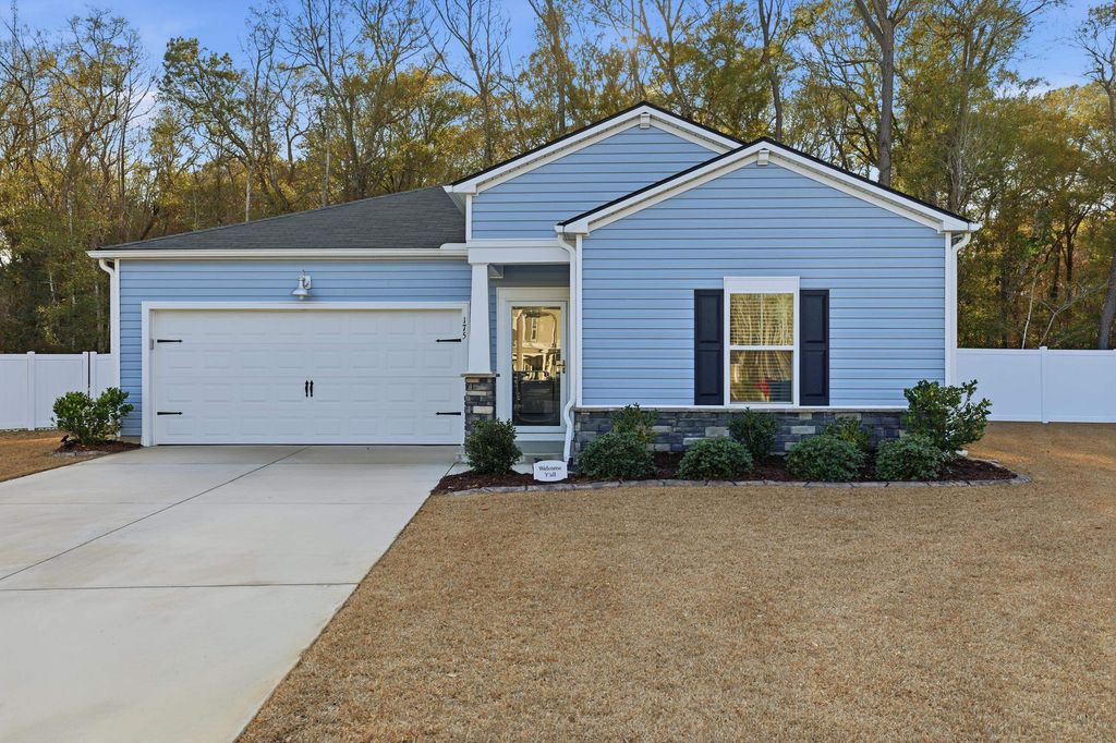 Photo of 175 Leaflet Loop, Pawleys Island, SC 29585 (MLS # 2601030)