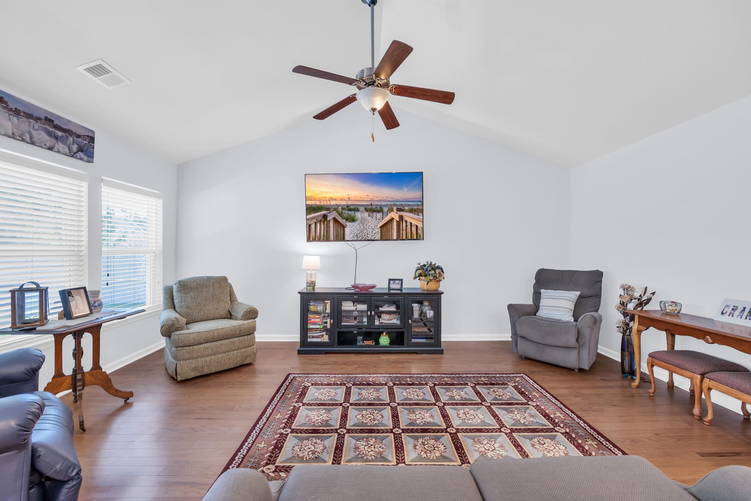 1318 Golden Valley Pl.