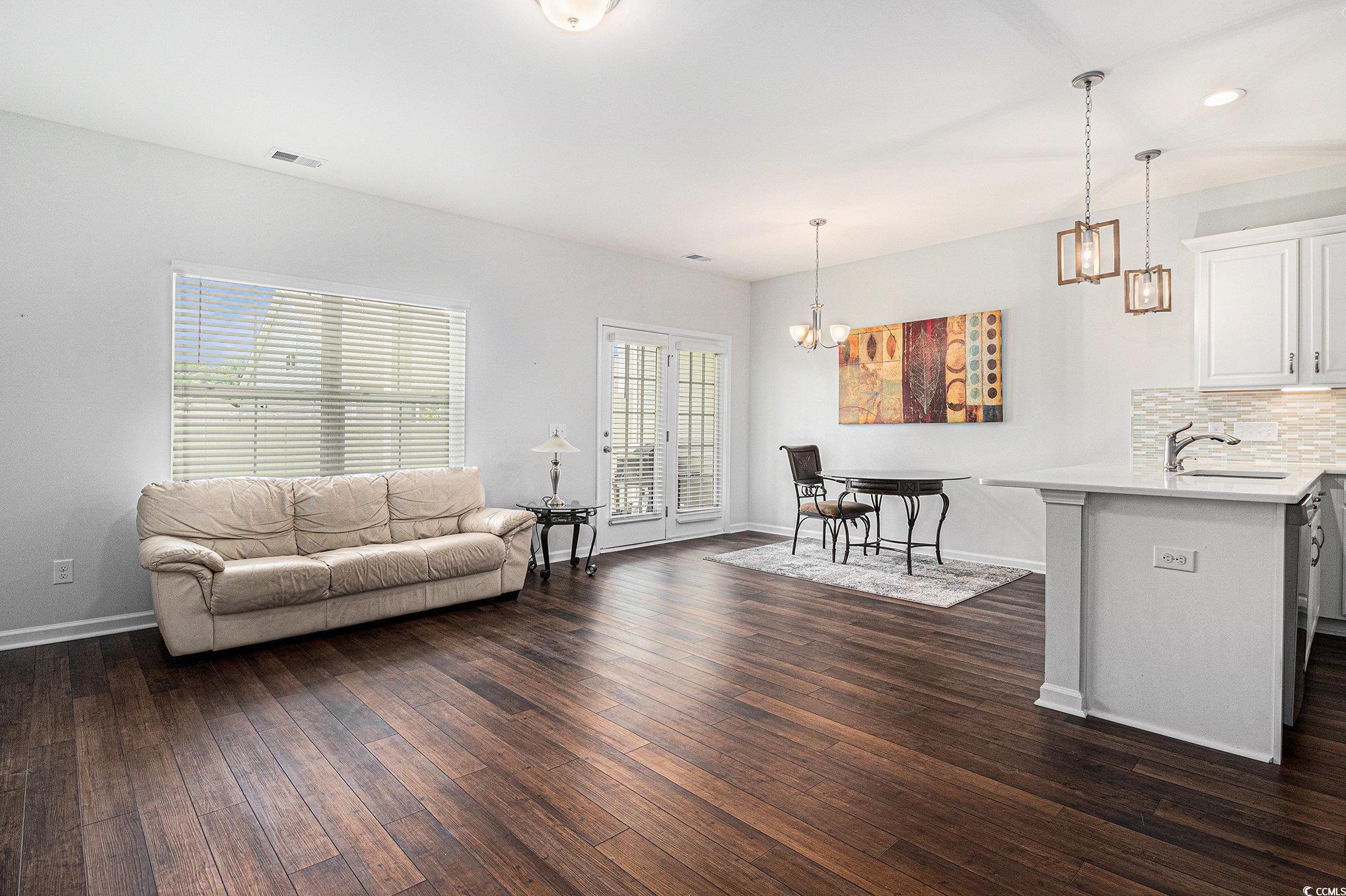 4051 McLamb Ave. 4051