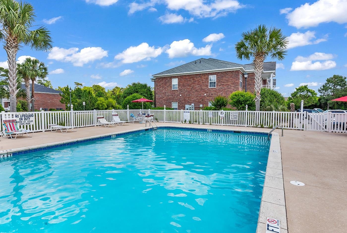 2061 Silvercrest Dr. 7E