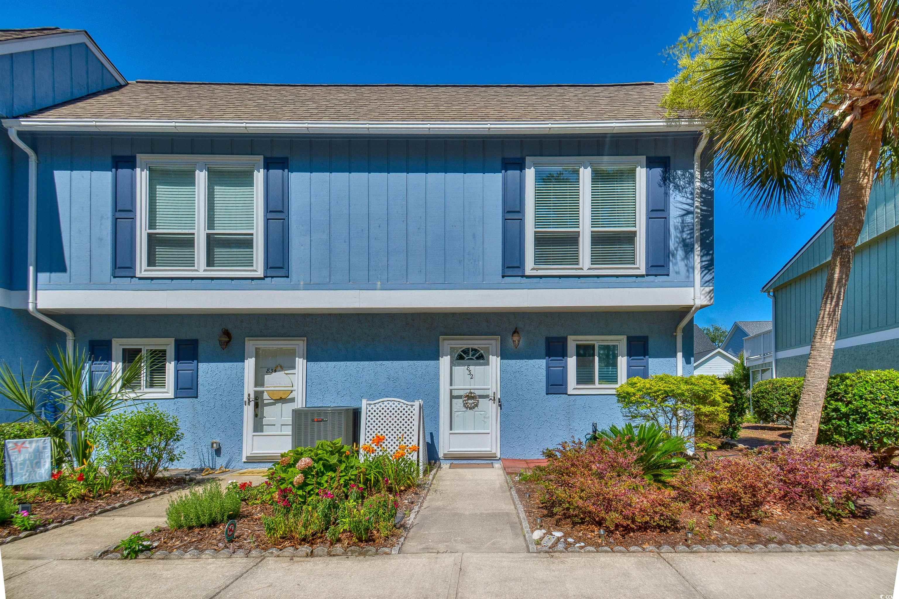 832 Villa Dr. 832