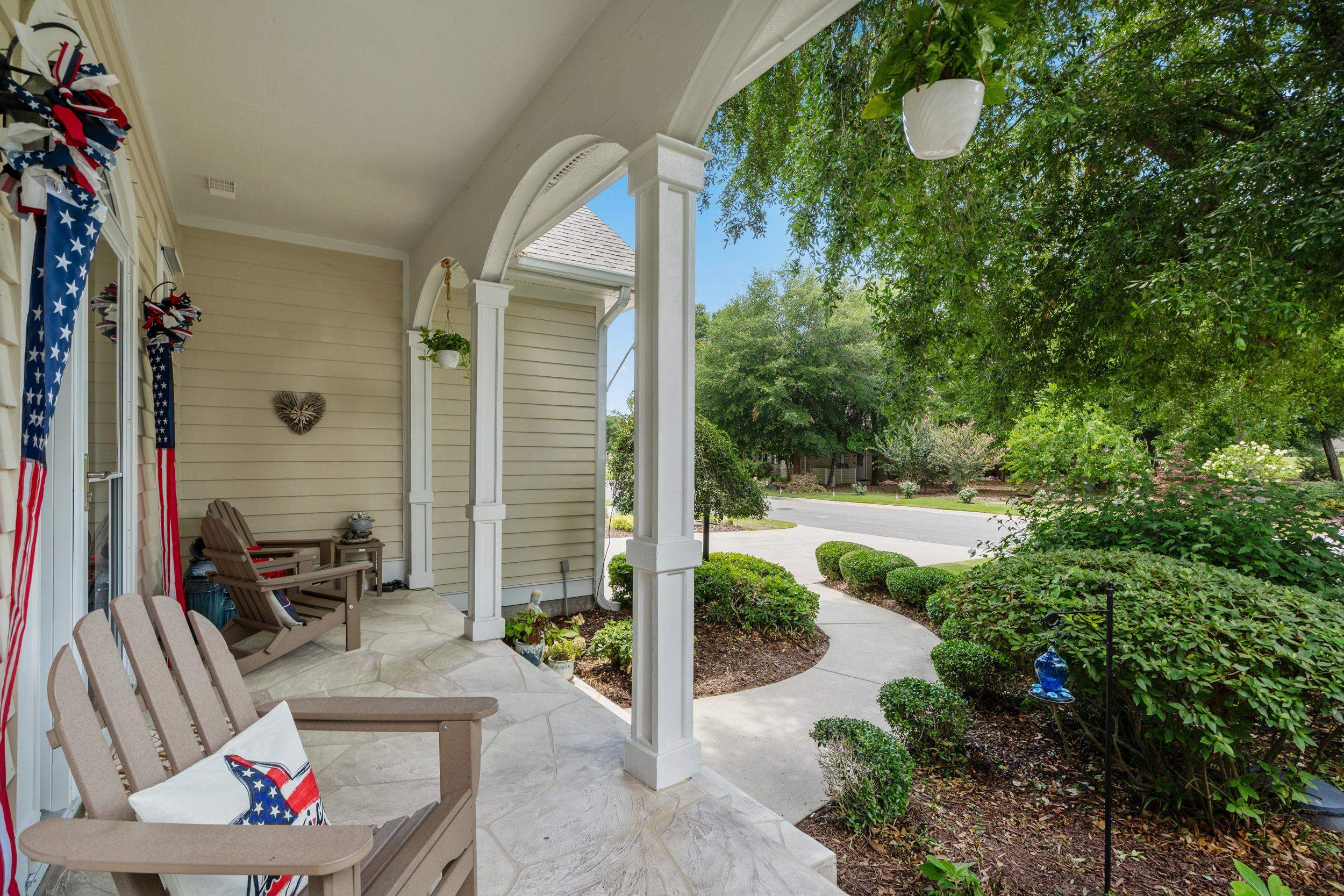 5017 Gilbert Ln.