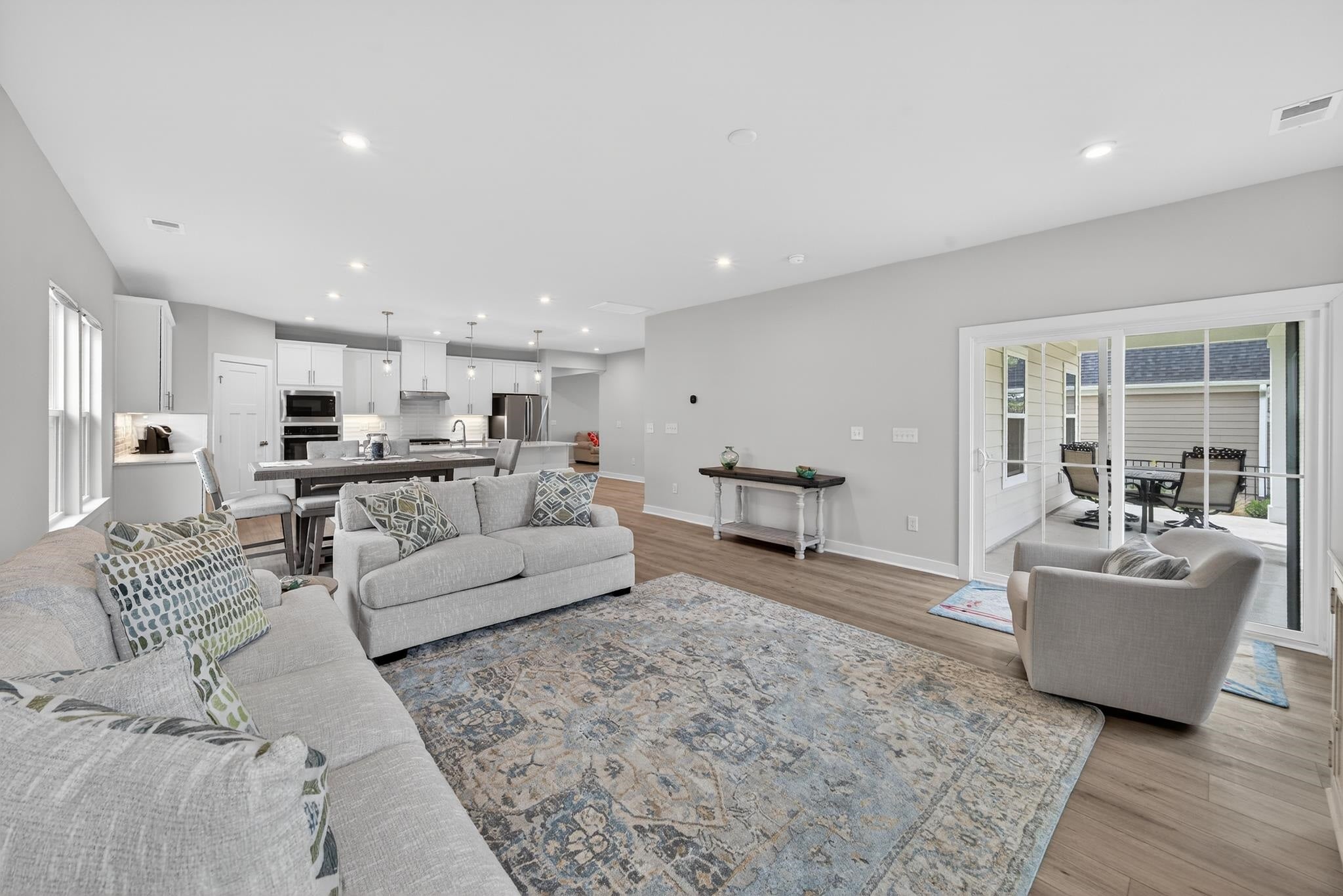 2261 Vera Way