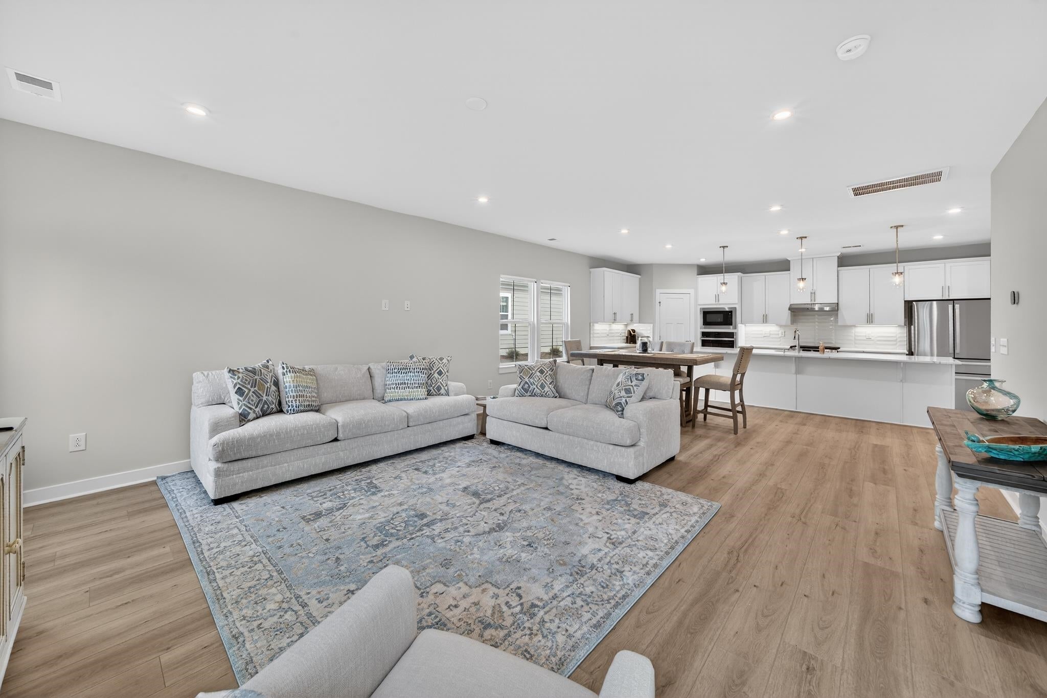 2261 Vera Way