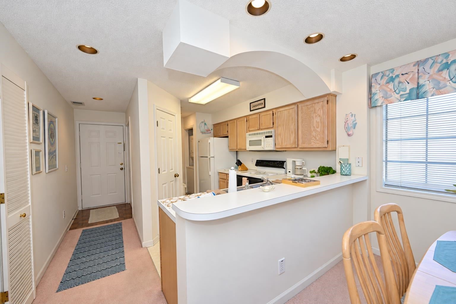 1900 Duffy St. J4