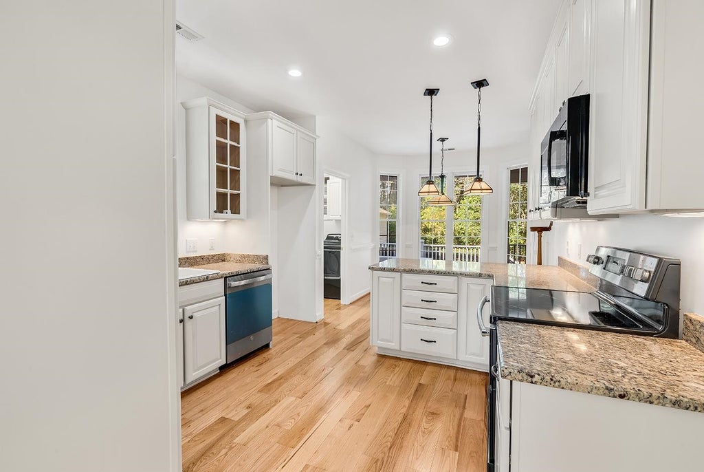 Photo of 352 Otter Run Rd, Pawleys Island, SC 29585 (MLS # 2625950)