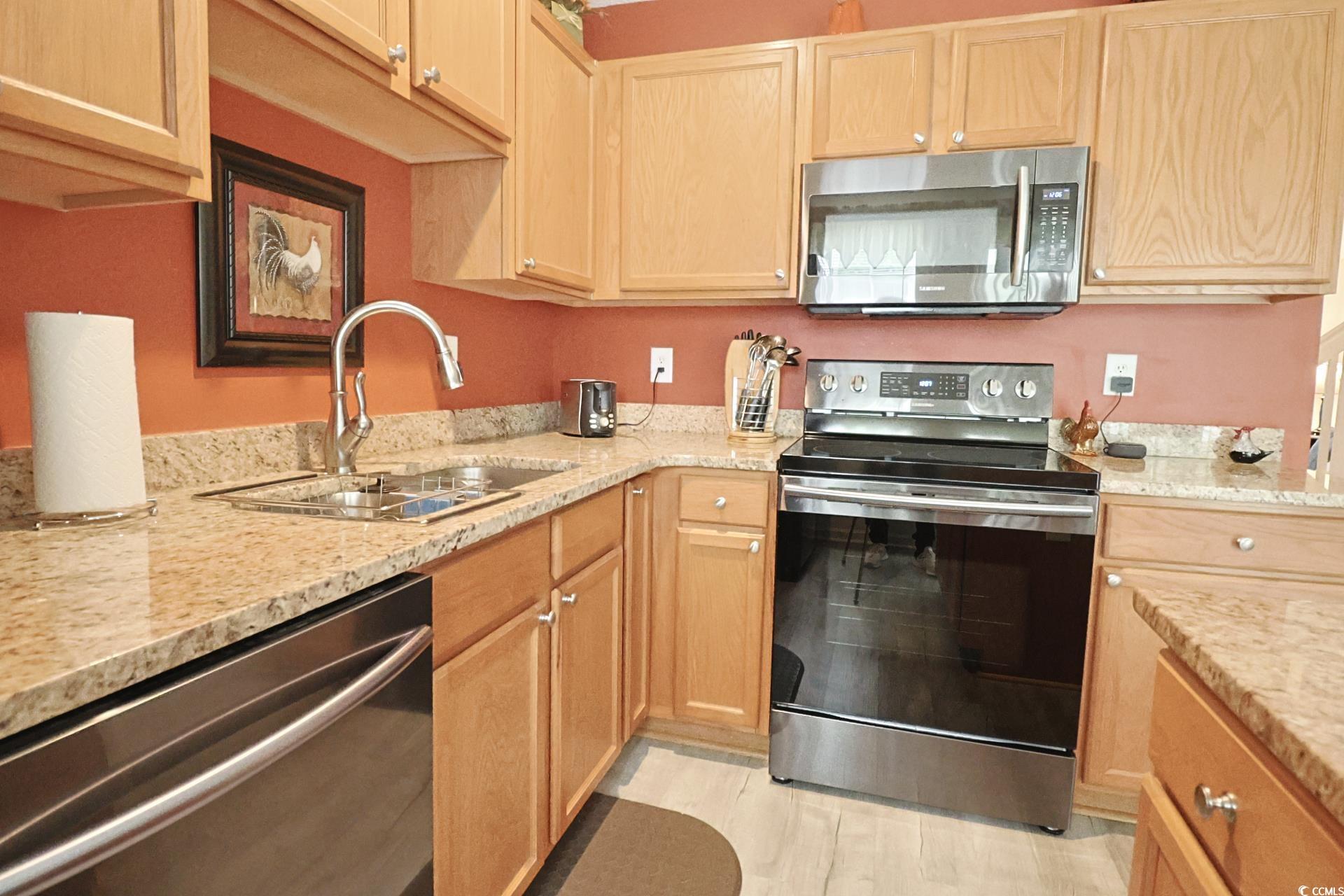 Photo 14 of 29 of 253 Seabert Rd. 253 townhome
