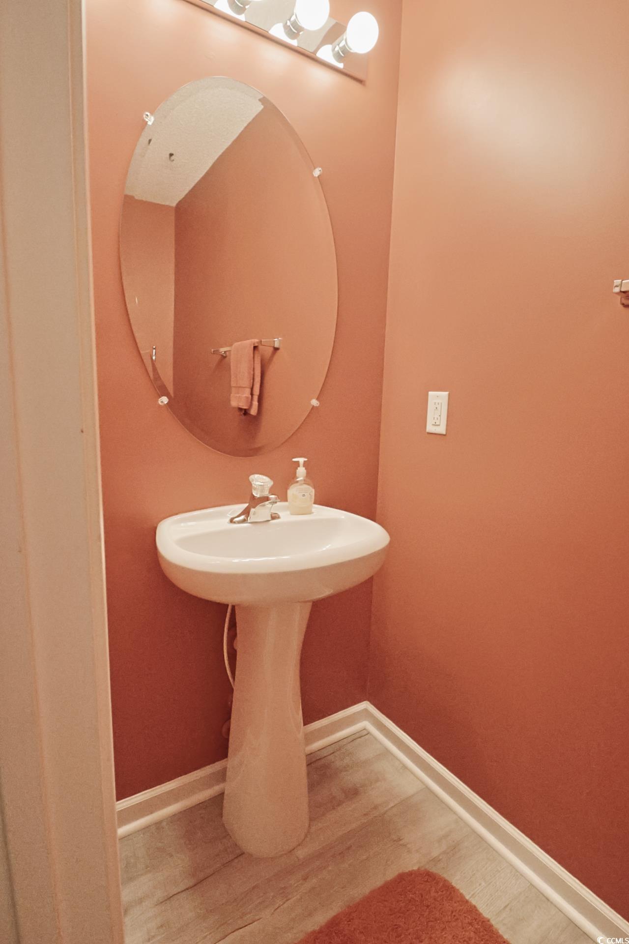 Photo 11 of 29 of 253 Seabert Rd. 253 townhome