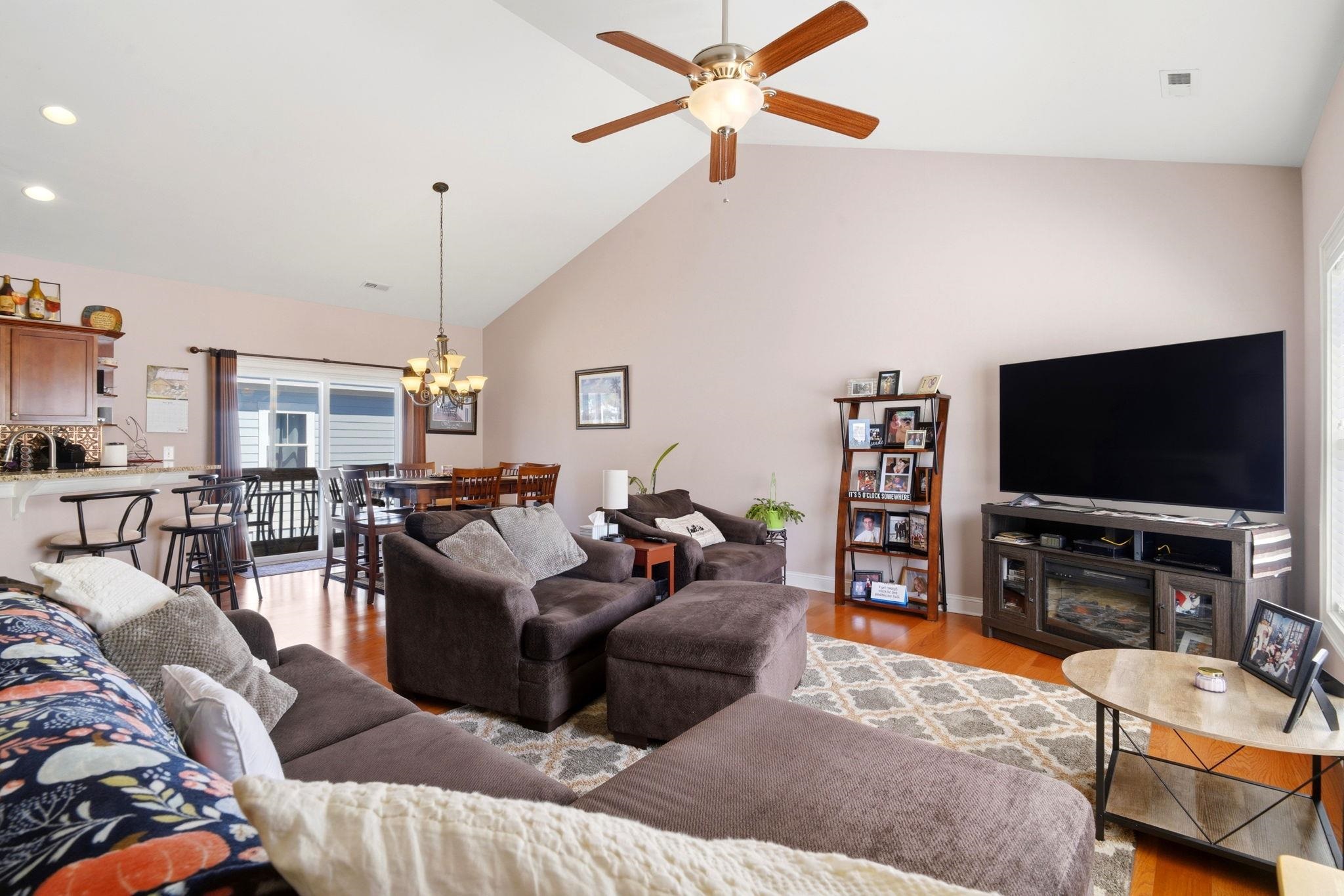 577 Sunnyside Ave. a