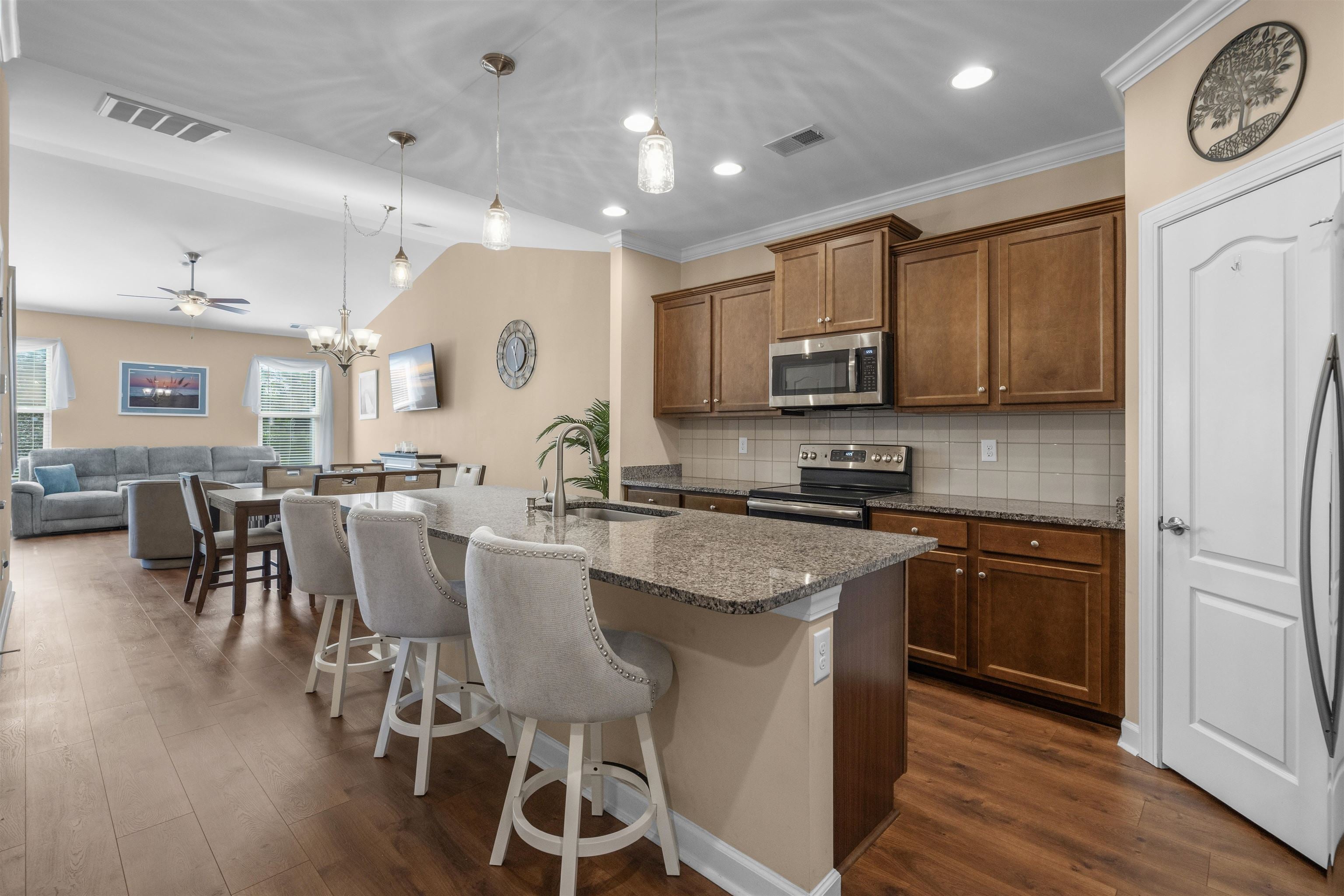 413 Goldenrod Circle 413