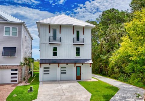 42 Enclave Pl. Pawleys Island SC 29585