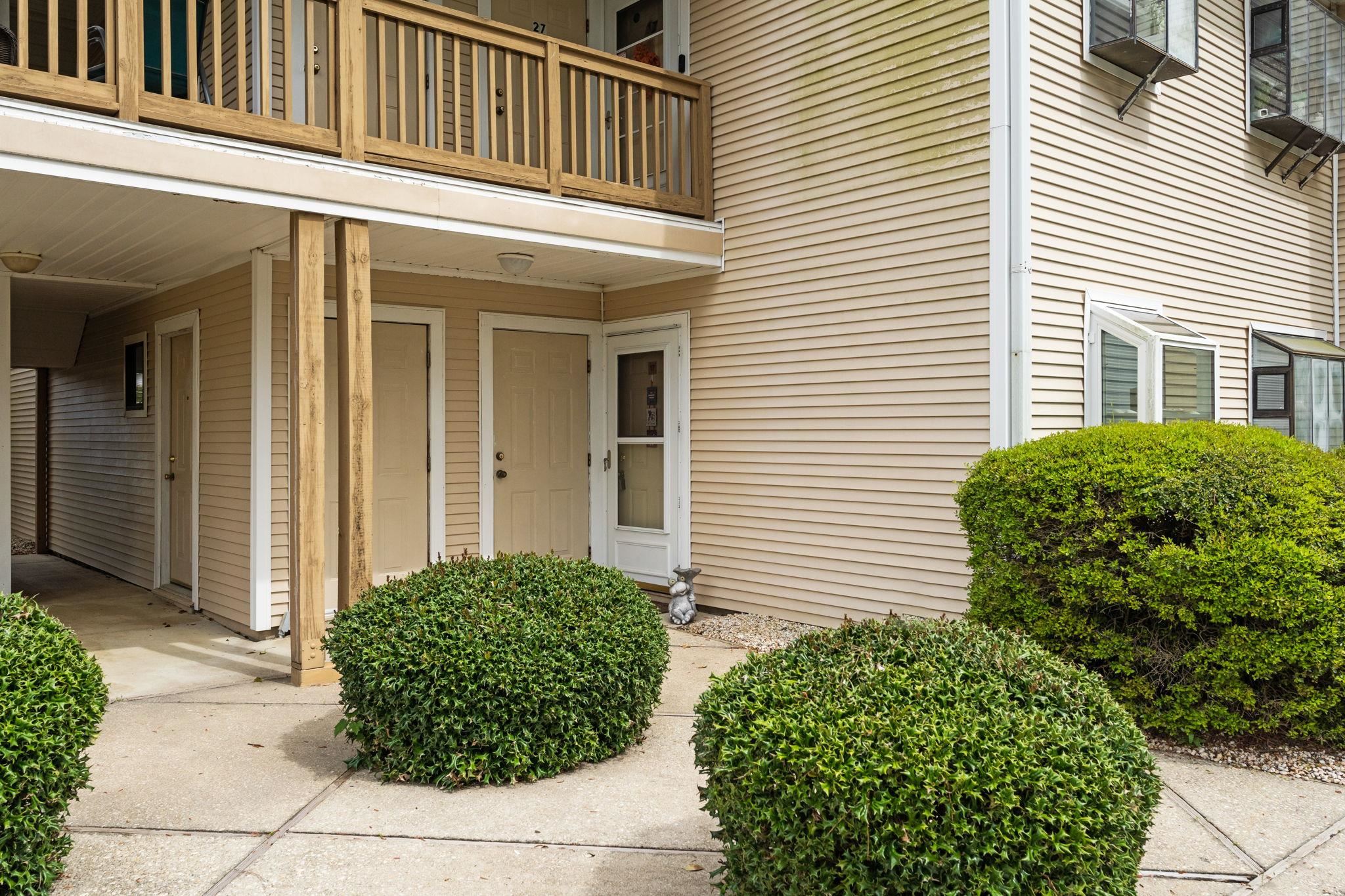 1025 W Plantation Dr. W 2717/2718