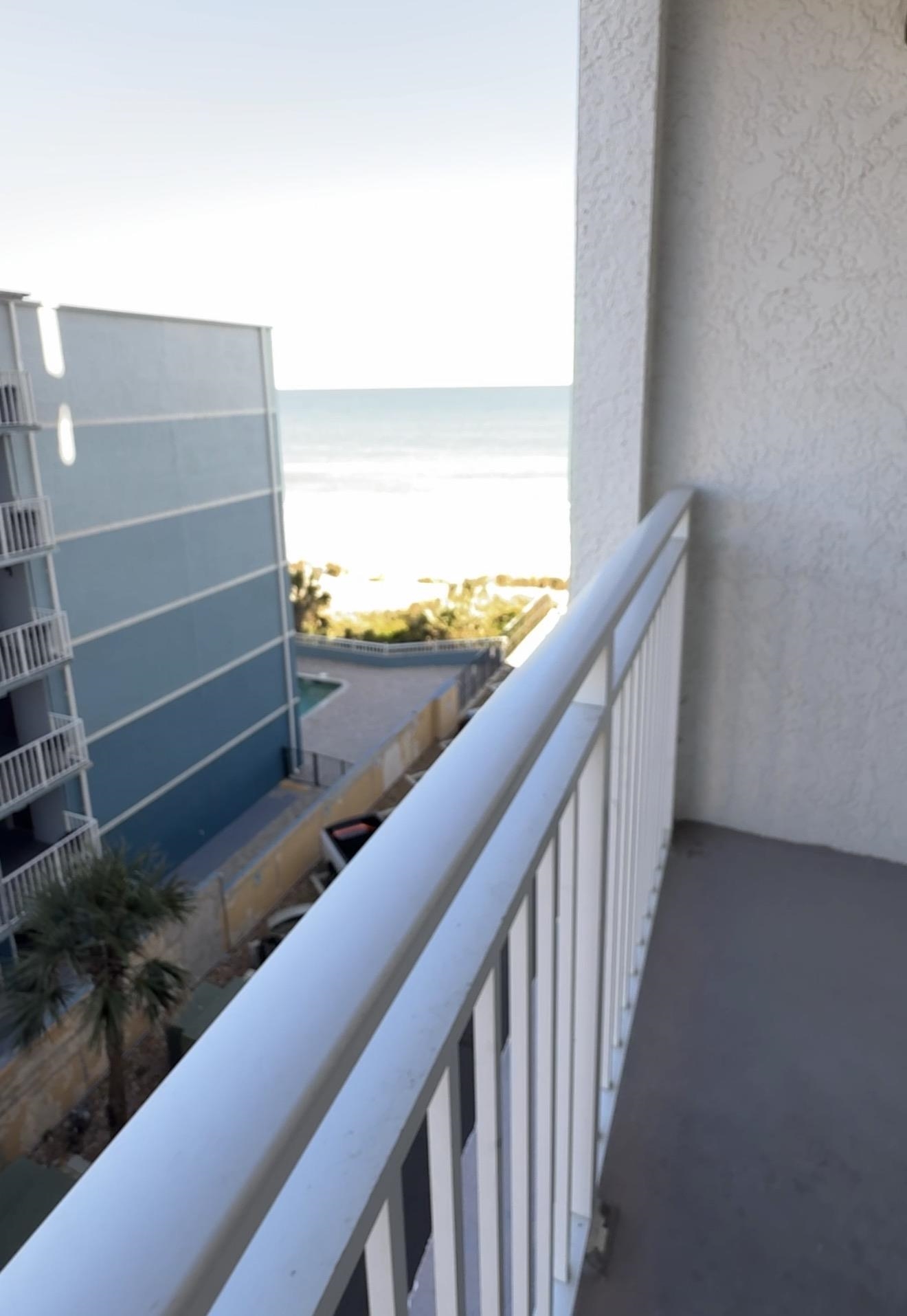 1207 S Ocean Blvd. 50608