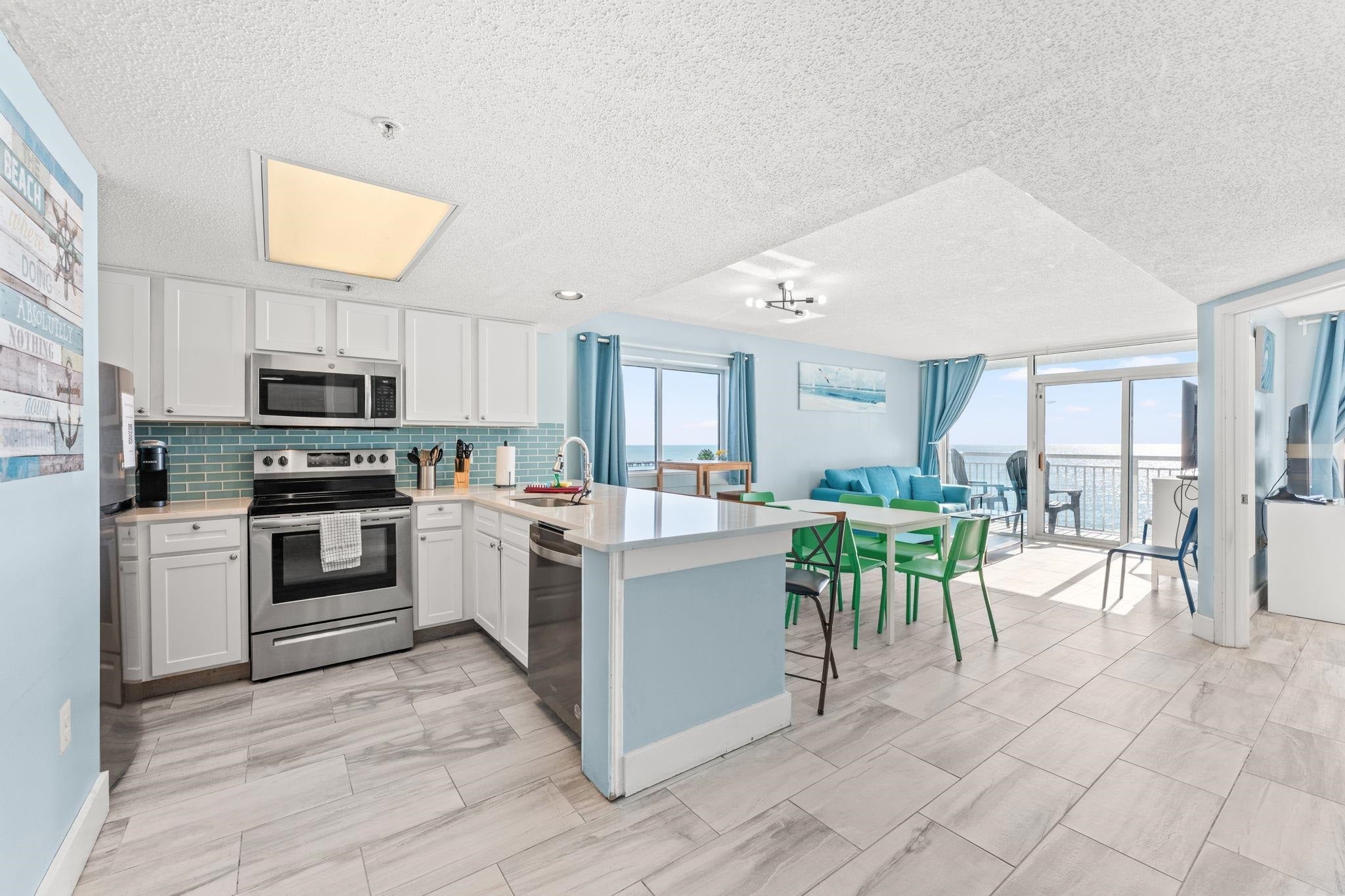 2000 N Ocean Blvd. 917