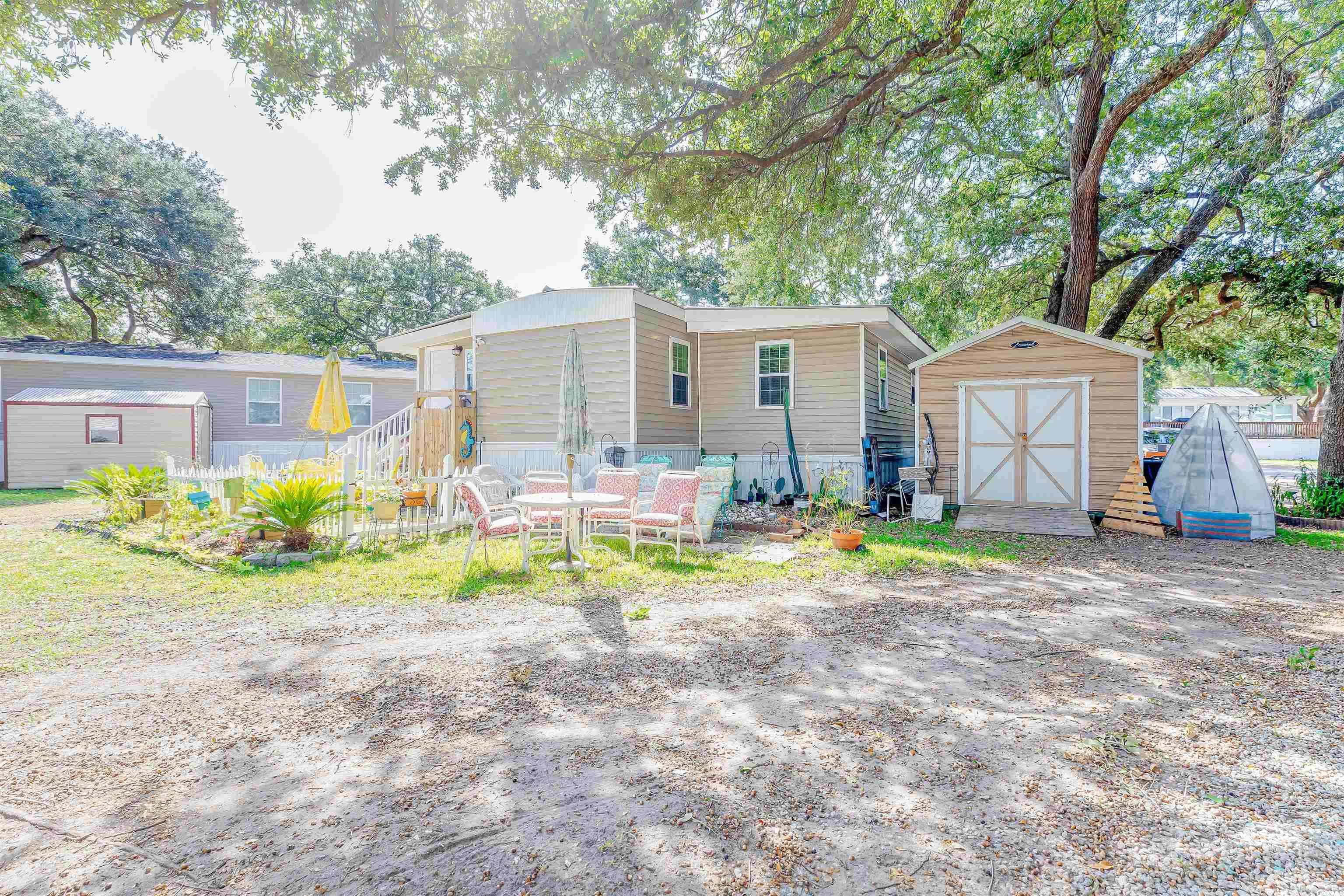 320 Clam Shell Circle