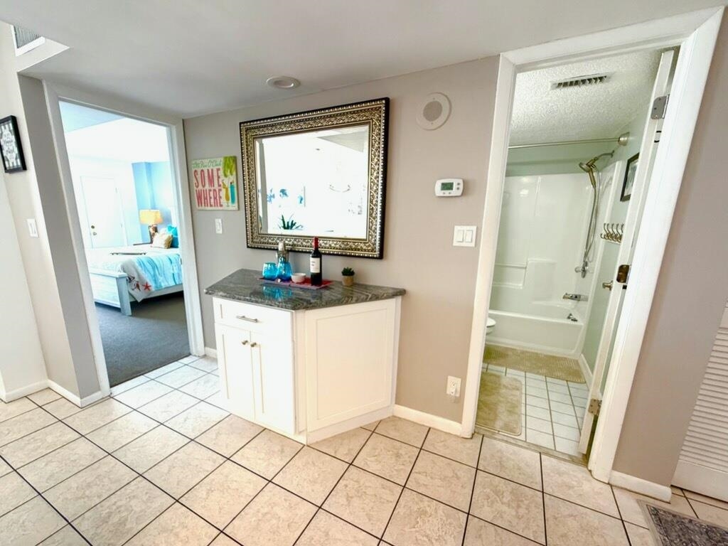 912 N Waccamaw Dr. 905