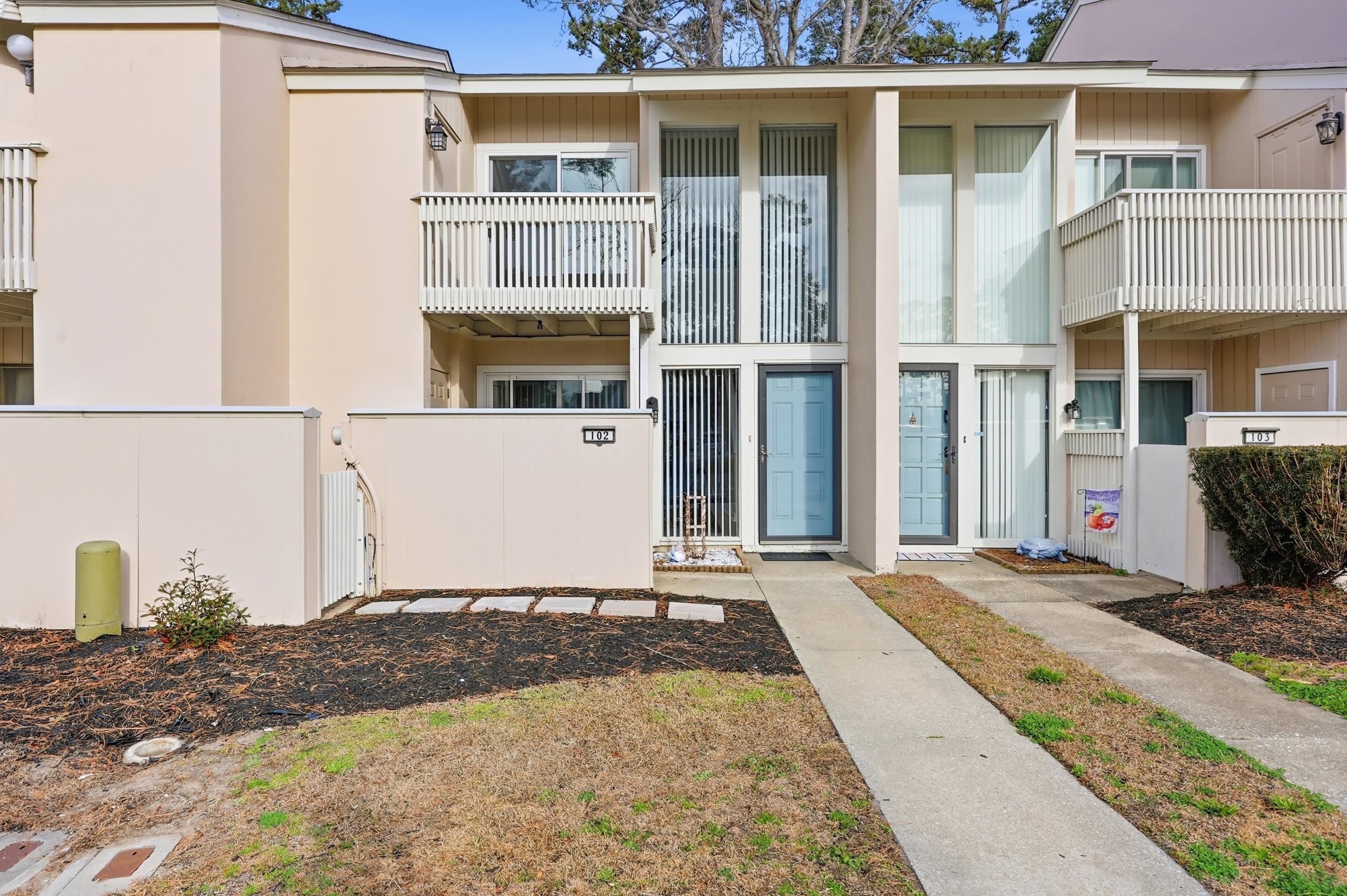 1000 11th Ave. N 102