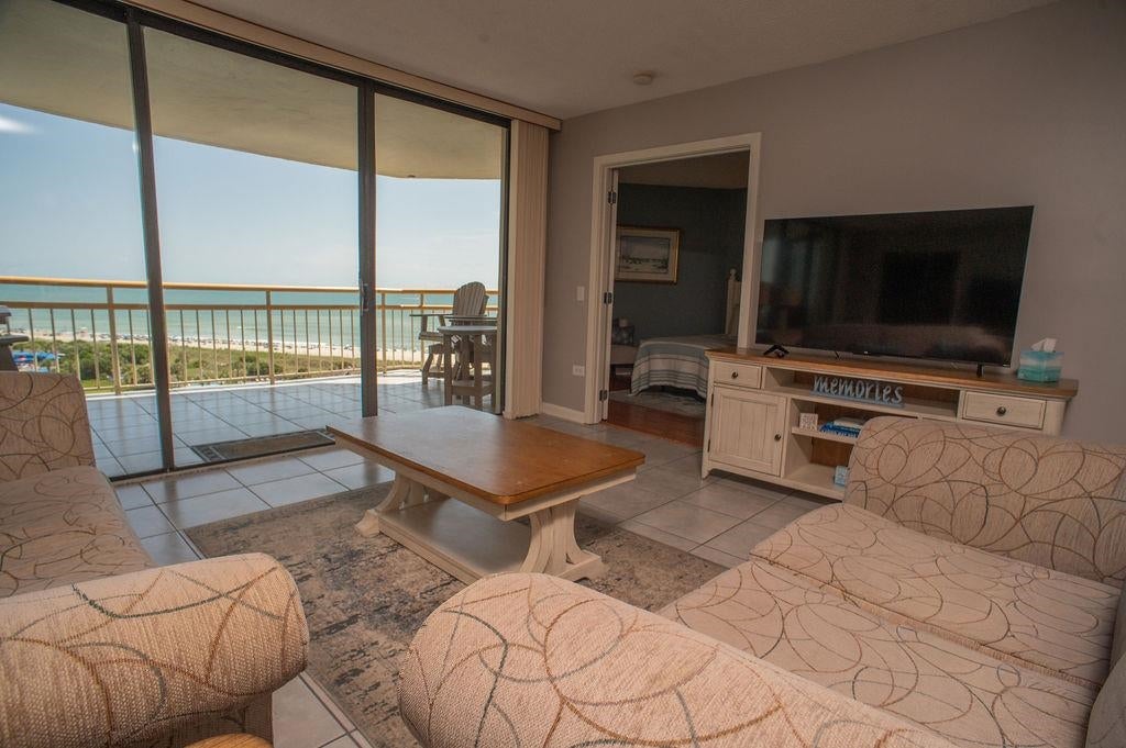 101 Ocean Creek Dr. FF9