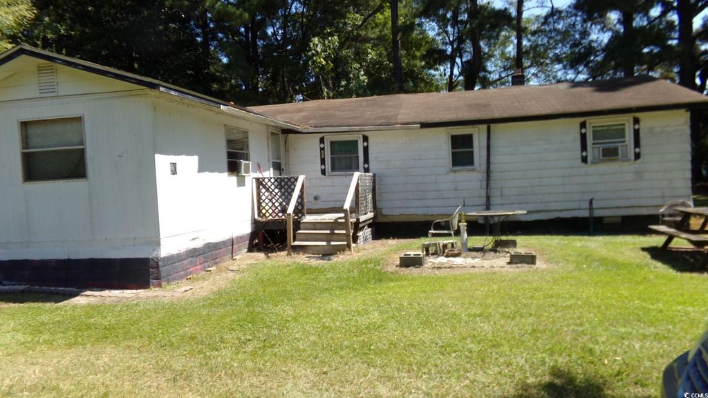 Photo of 90 Oak Tree St, Hallsboro, NC 28442 (MLS # 2524234)