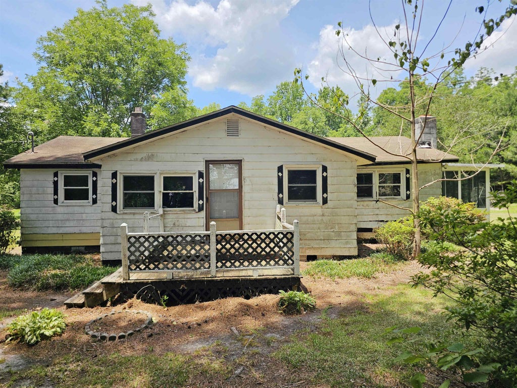 Photo of 90 Oak Tree St, Hallsboro, NC 28442 (MLS # 2524234)