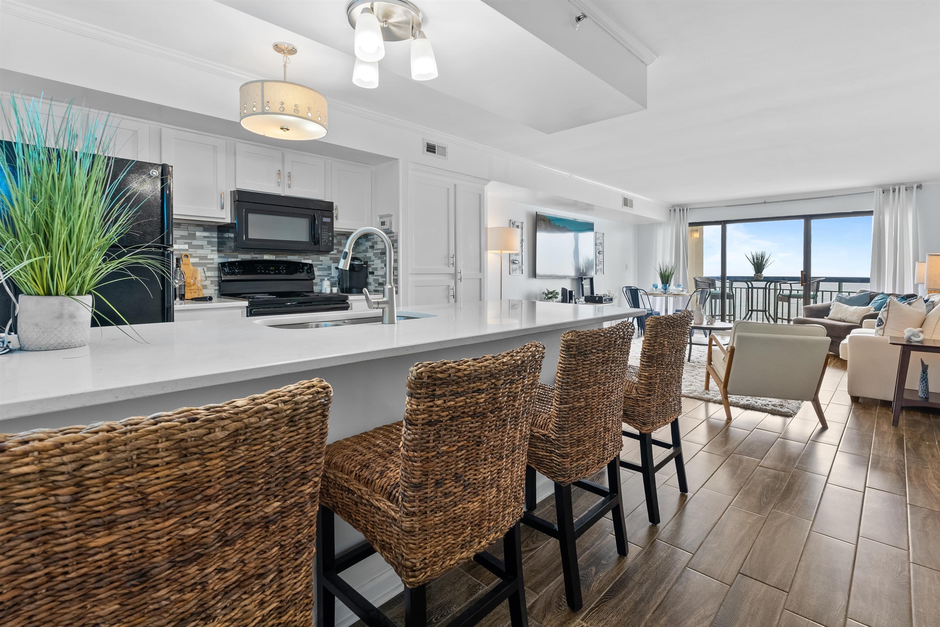 2500 N Ocean Blvd. 610