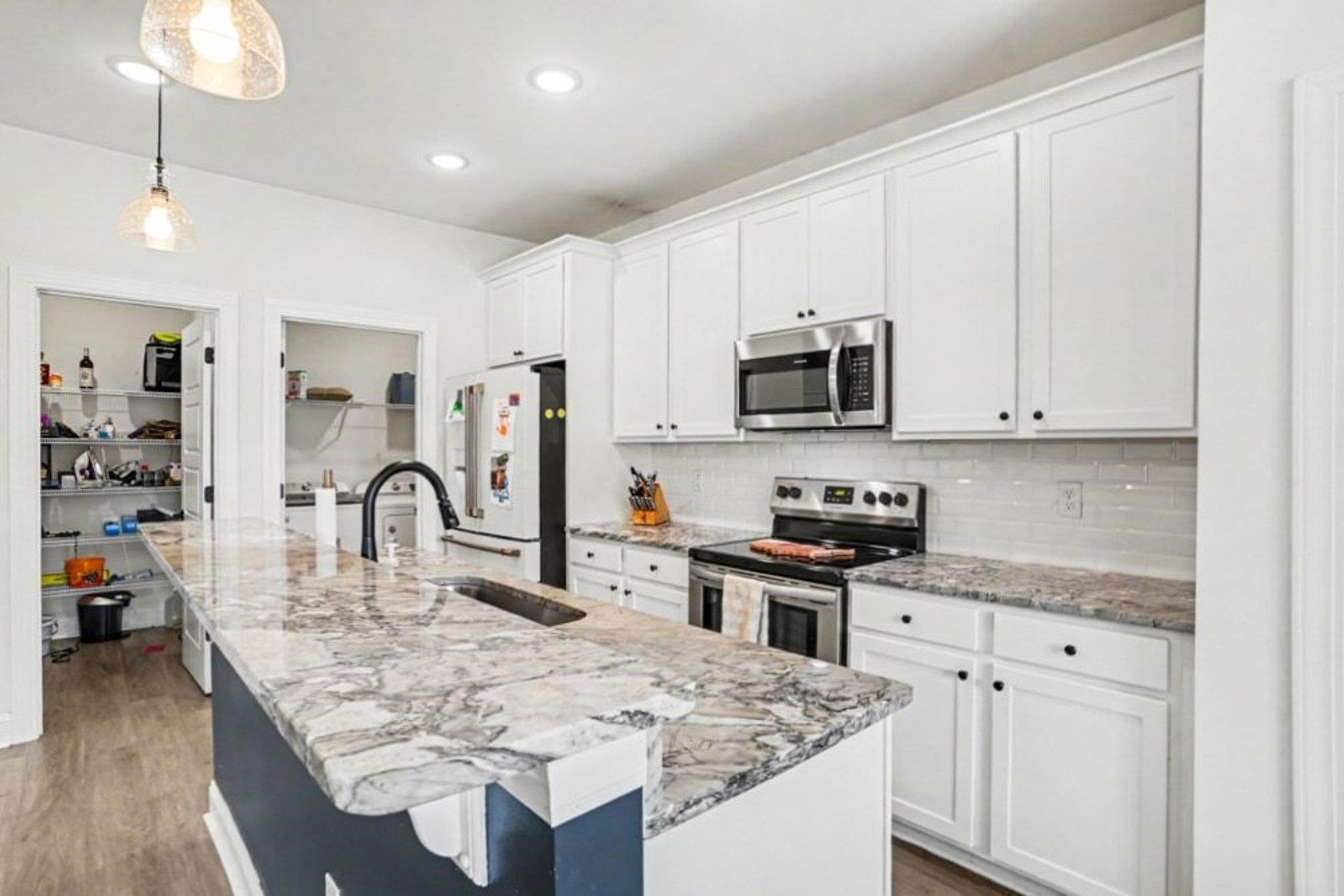1018 Dublin Dr.