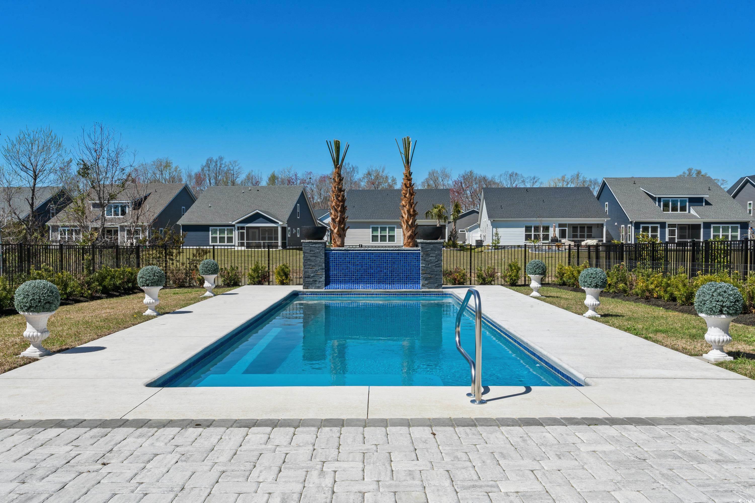 482 Harbour View Dr.