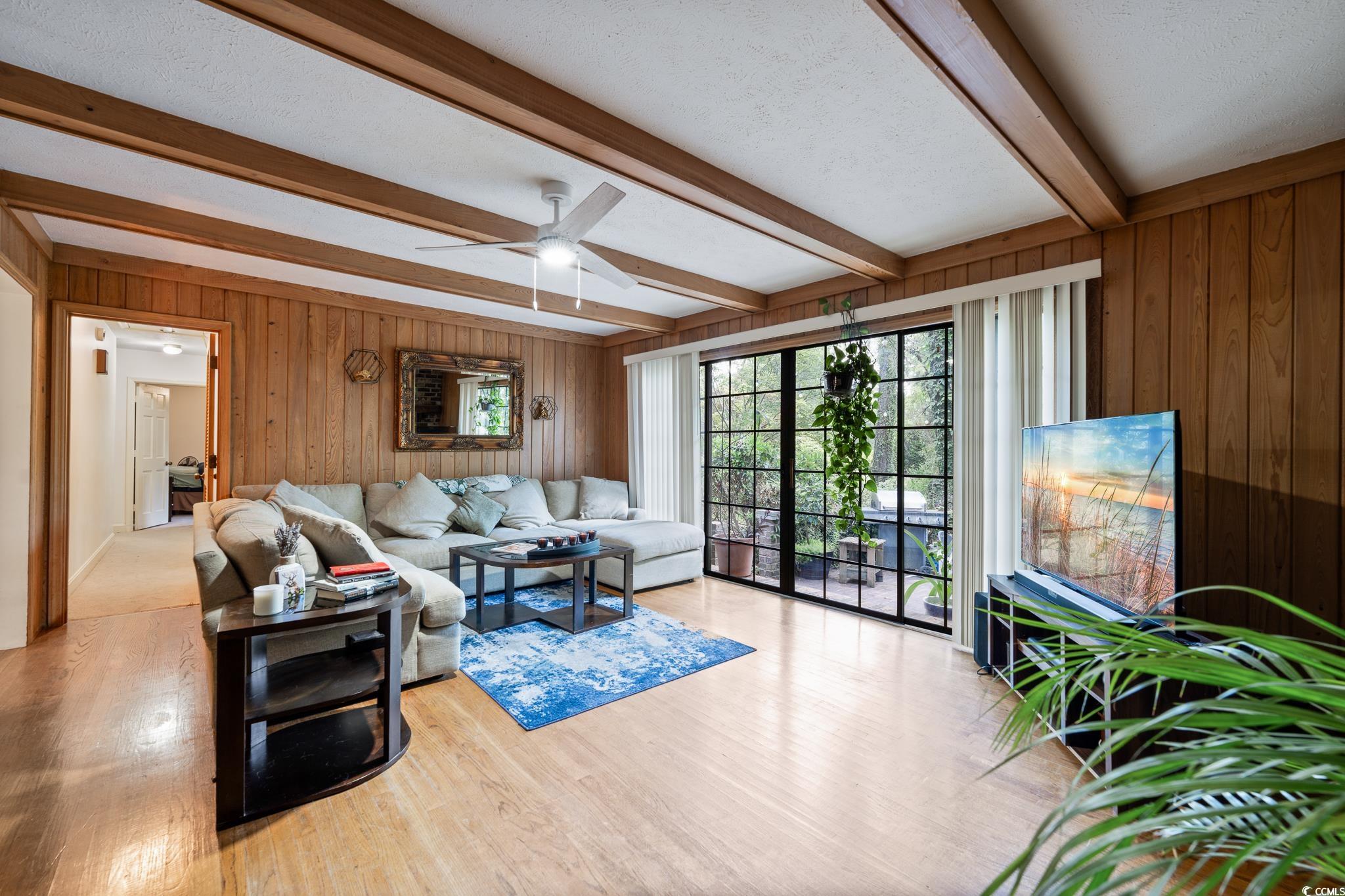 59 Bay Tree Ln.