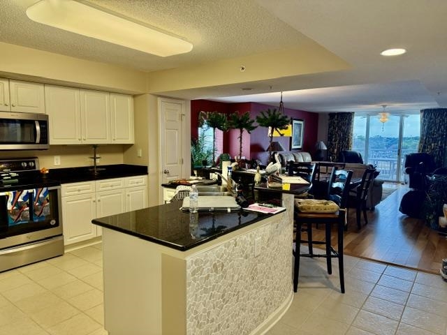 2151 Bridge View Ct. Unit 2-501