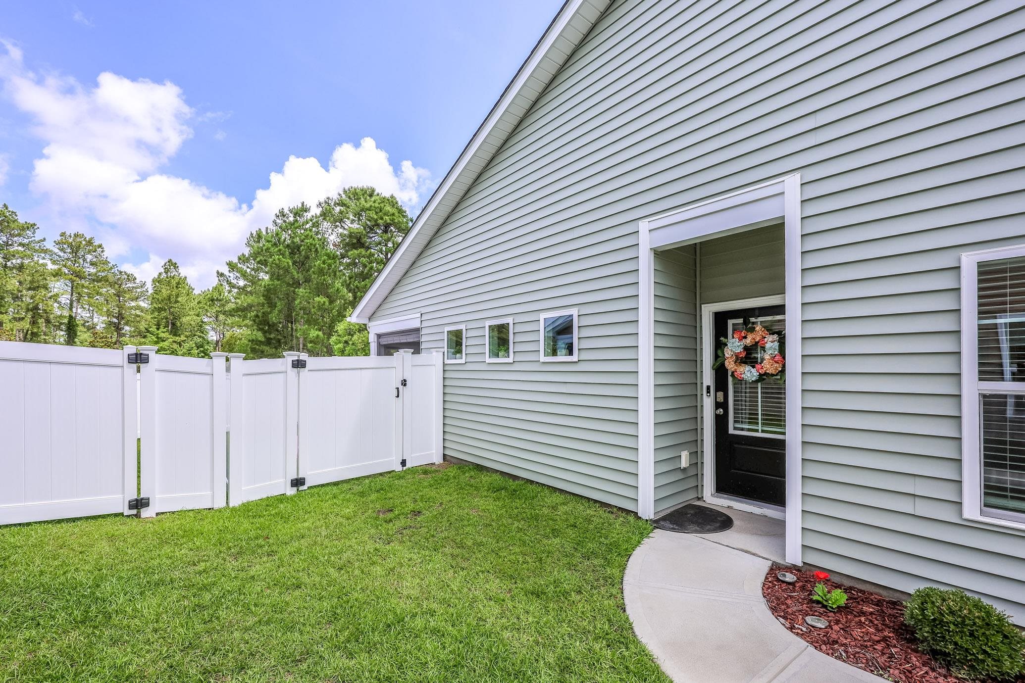 715 Eastridge Dr.