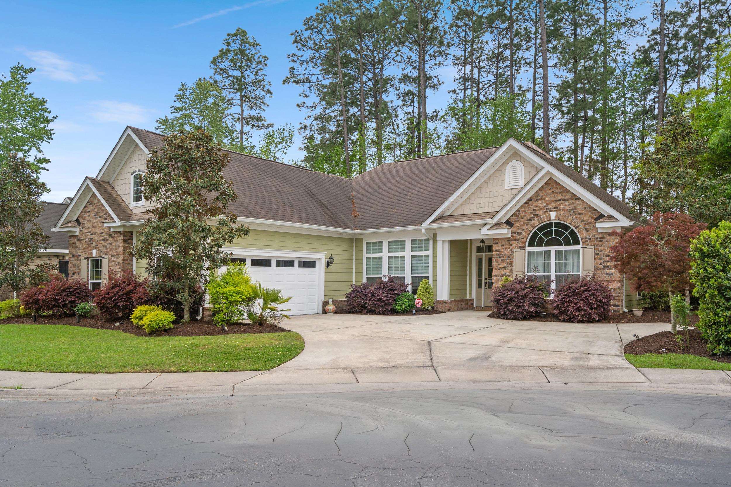 2851 McLeod Ln.