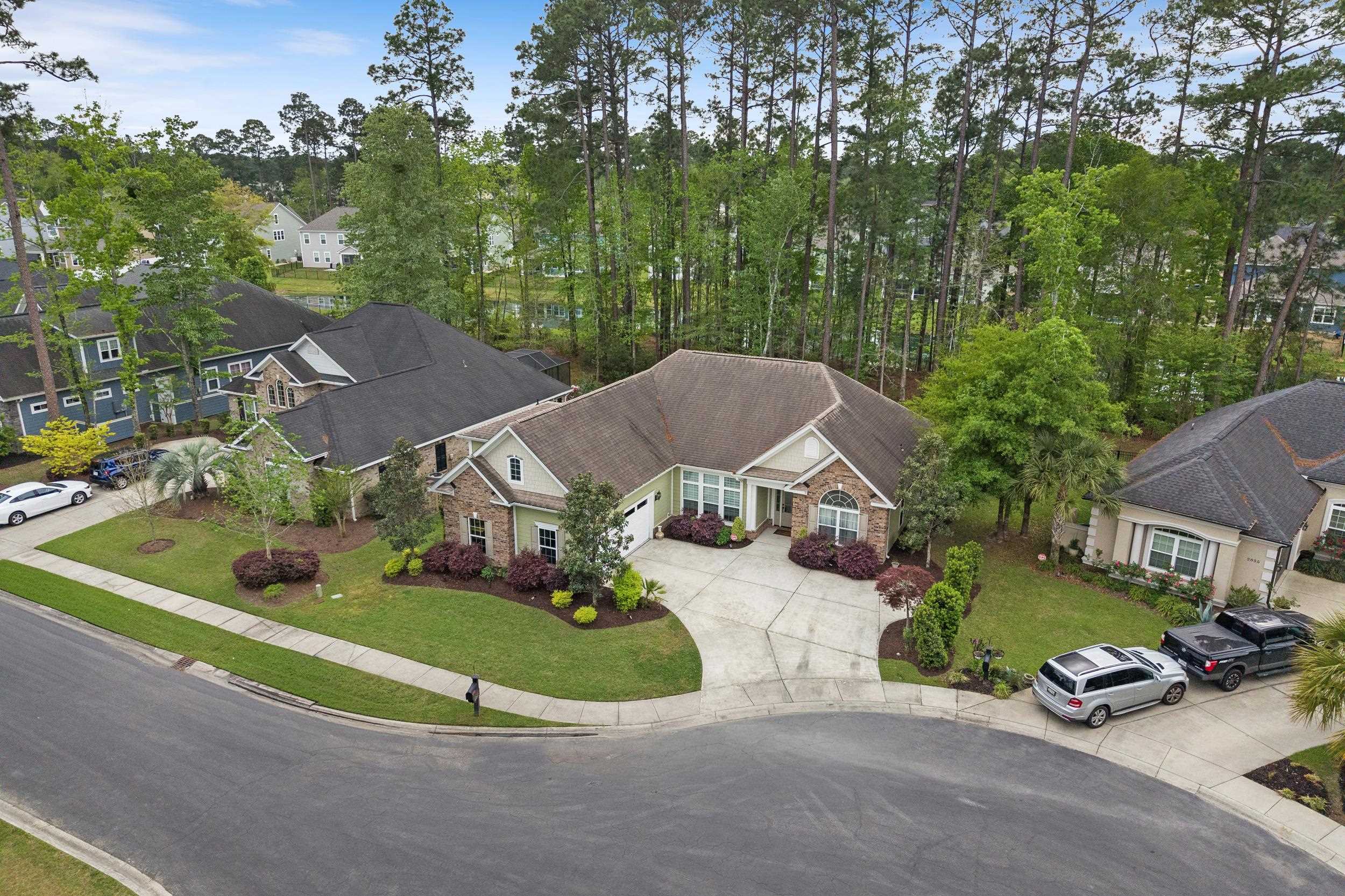 2851 McLeod Ln.