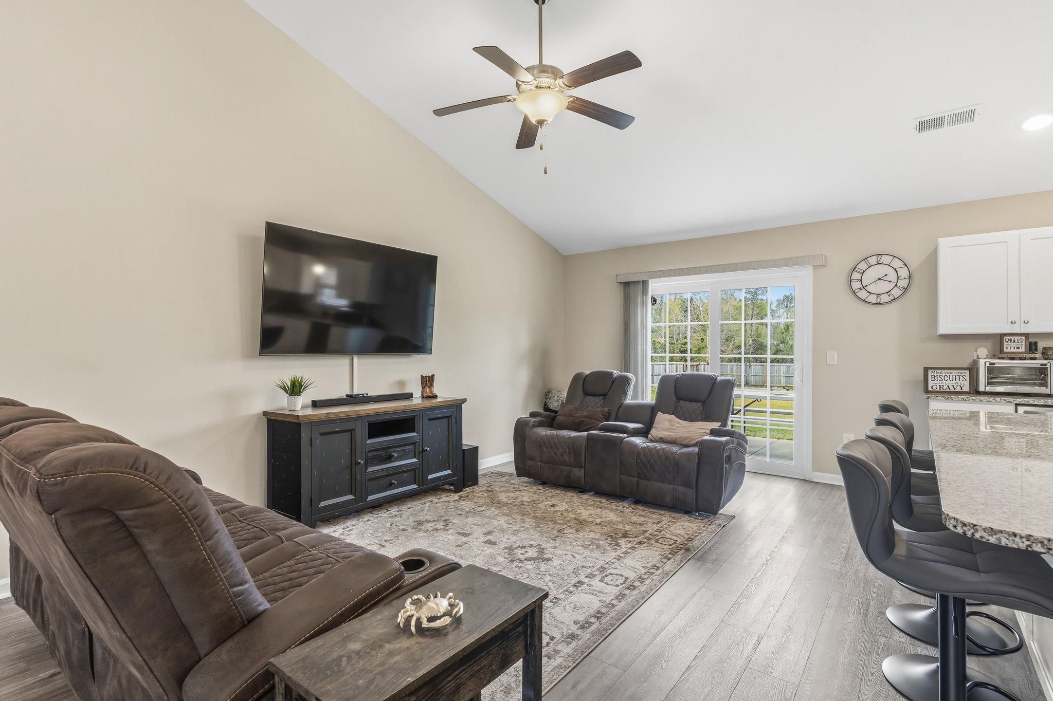 5044 Huckleberry Ln.