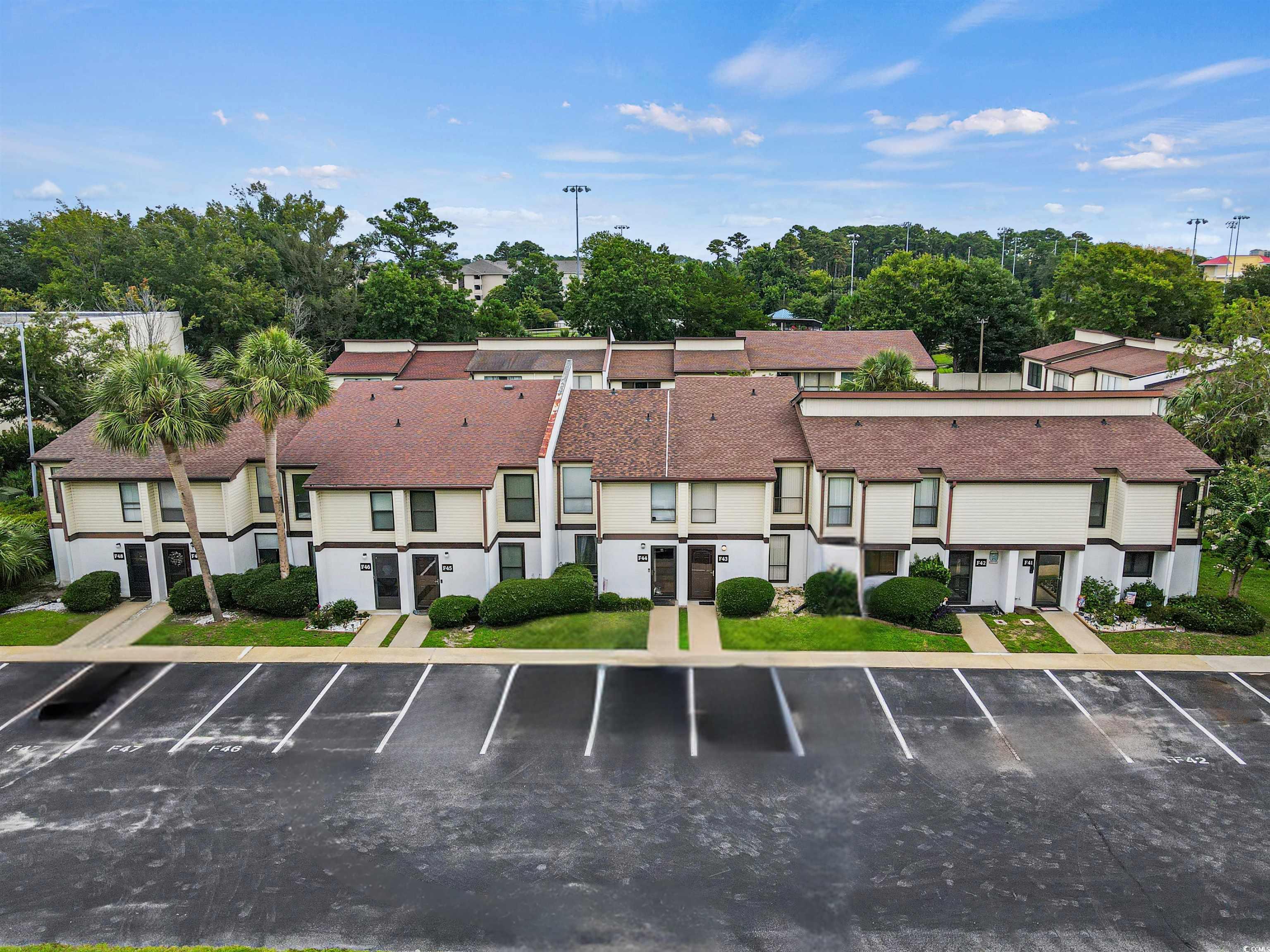 View North Myrtle Beach, SC 29582 townhome