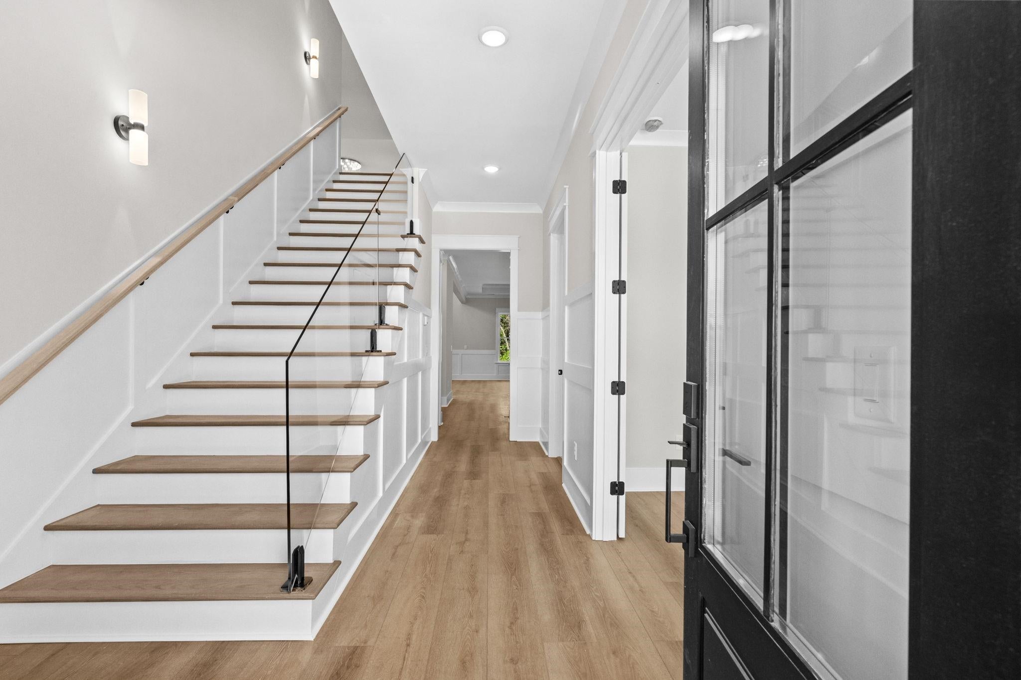 409 Seabury Ln.