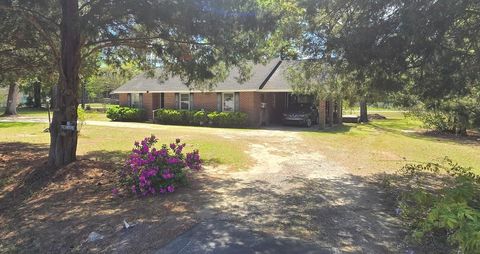 98 Old Cemetary Rd. Andrews SC 29510