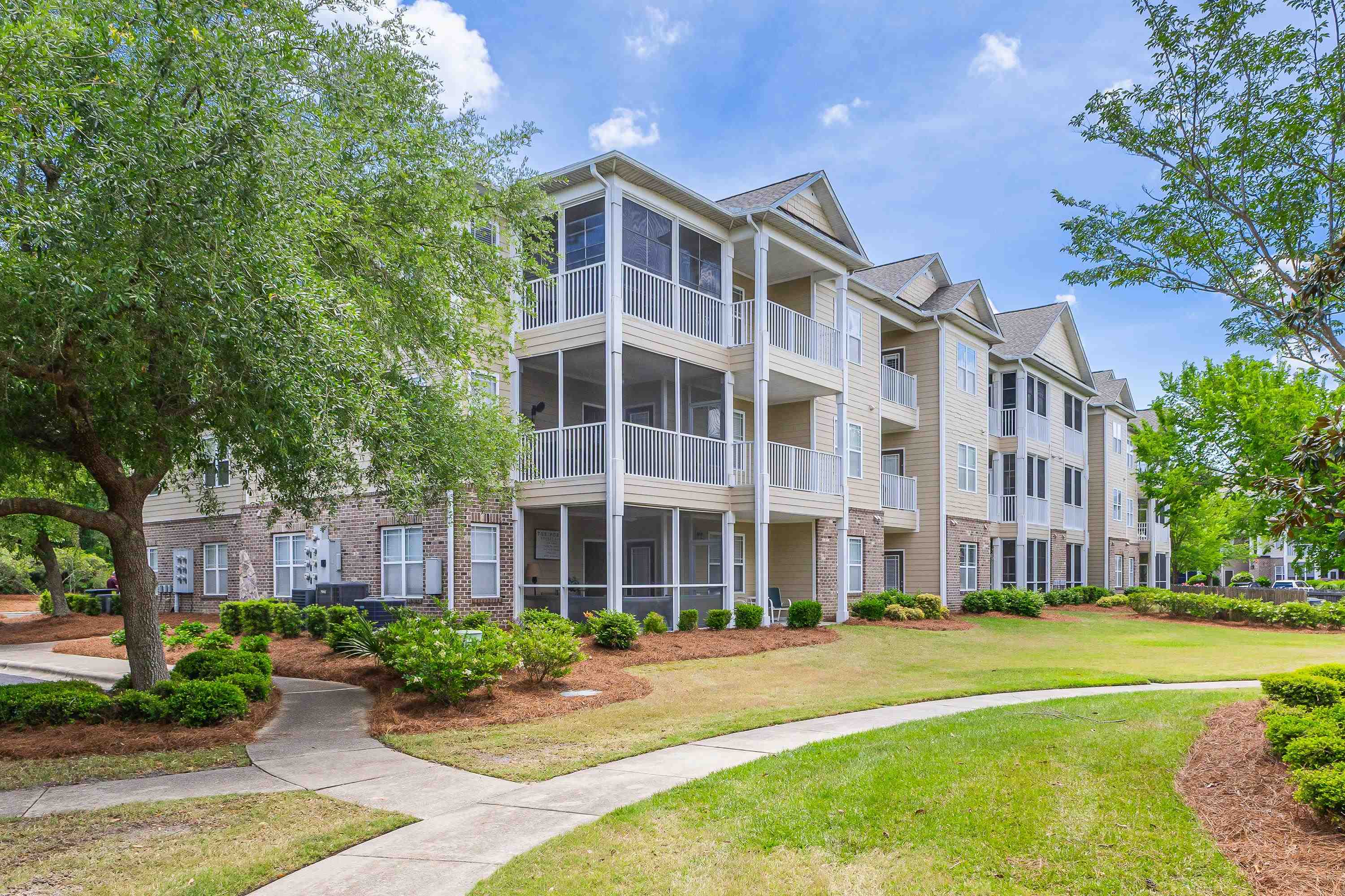 221 Woodlands Way 19