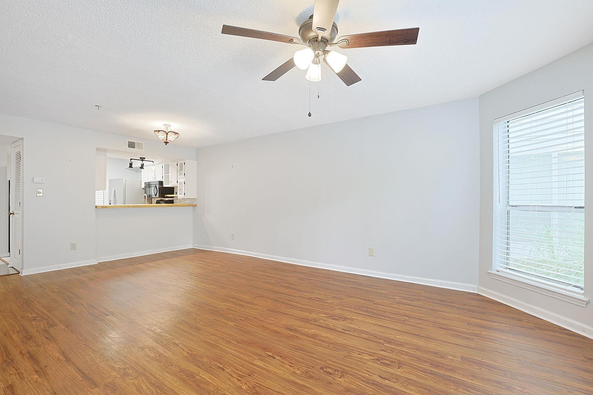 4601 Greenbriar Dr. 105