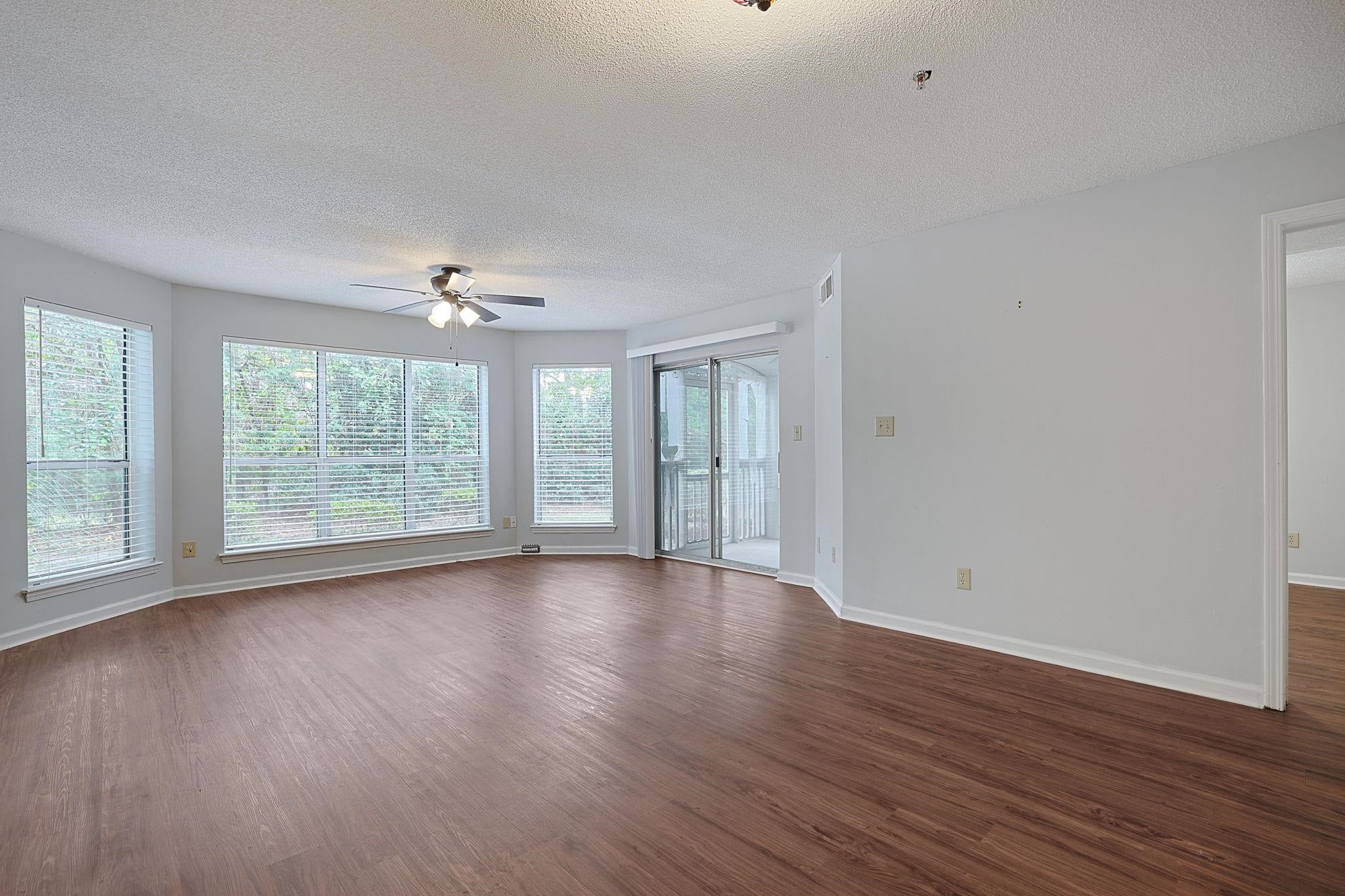 4601 Greenbriar Dr. 105
