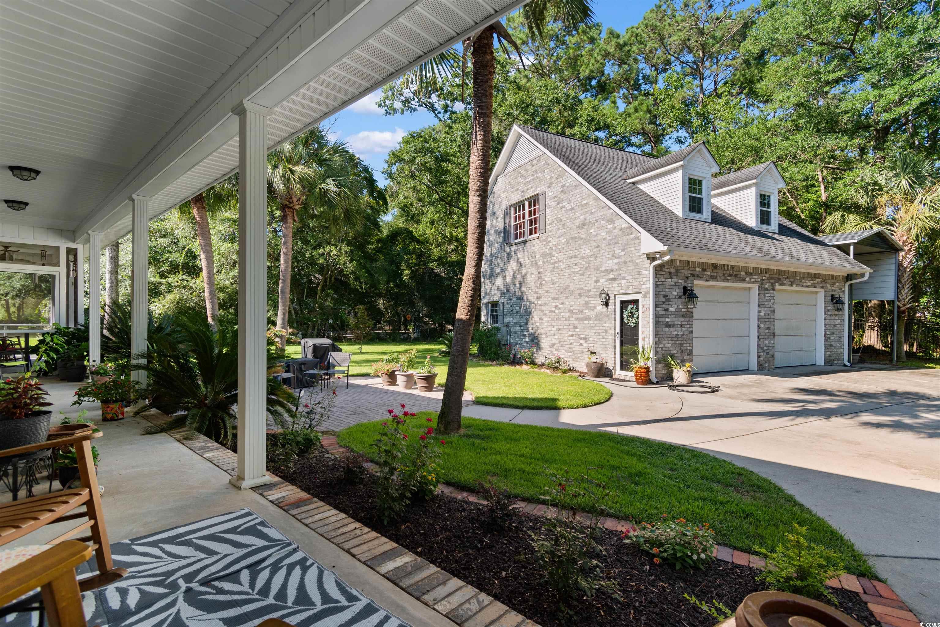 3379 Shadow Moss Ln.