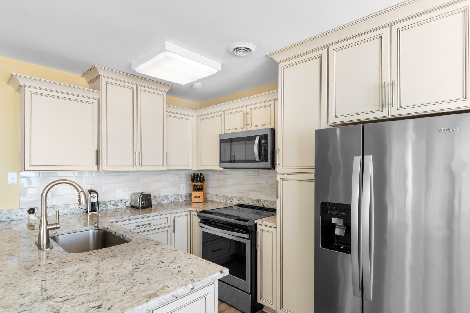 324 South Waccamaw Dr.