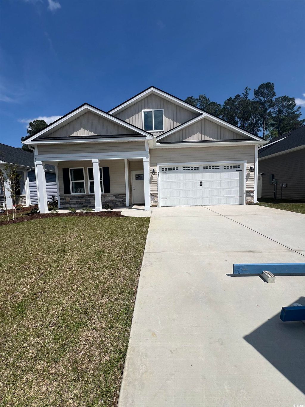 listing image 0