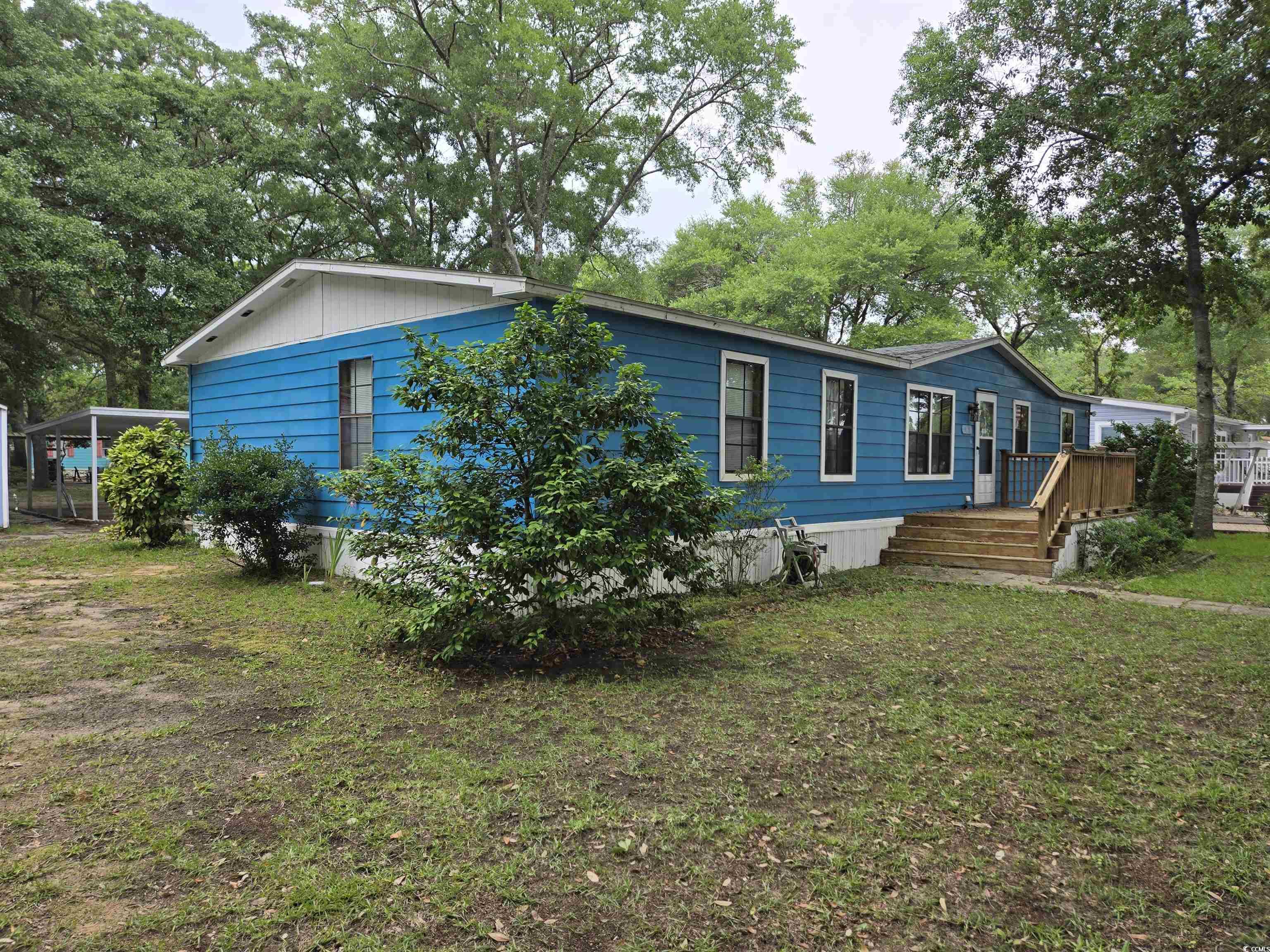 494 Clubhouse Dr.