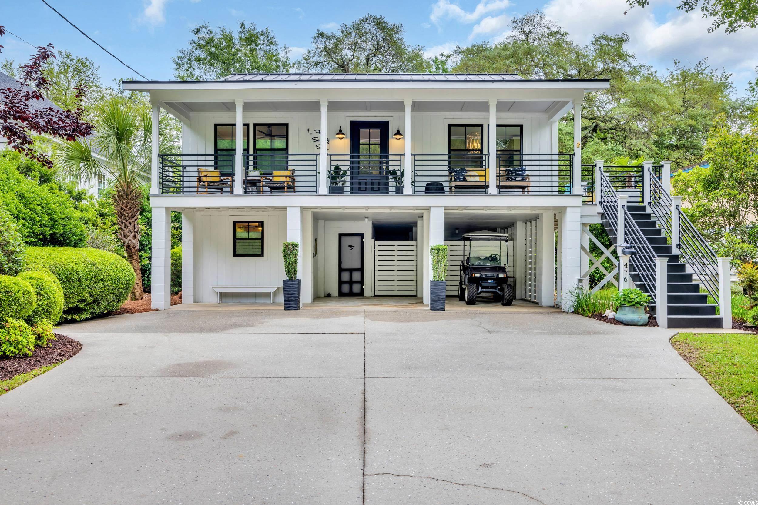 476 Lakeshore Dr.