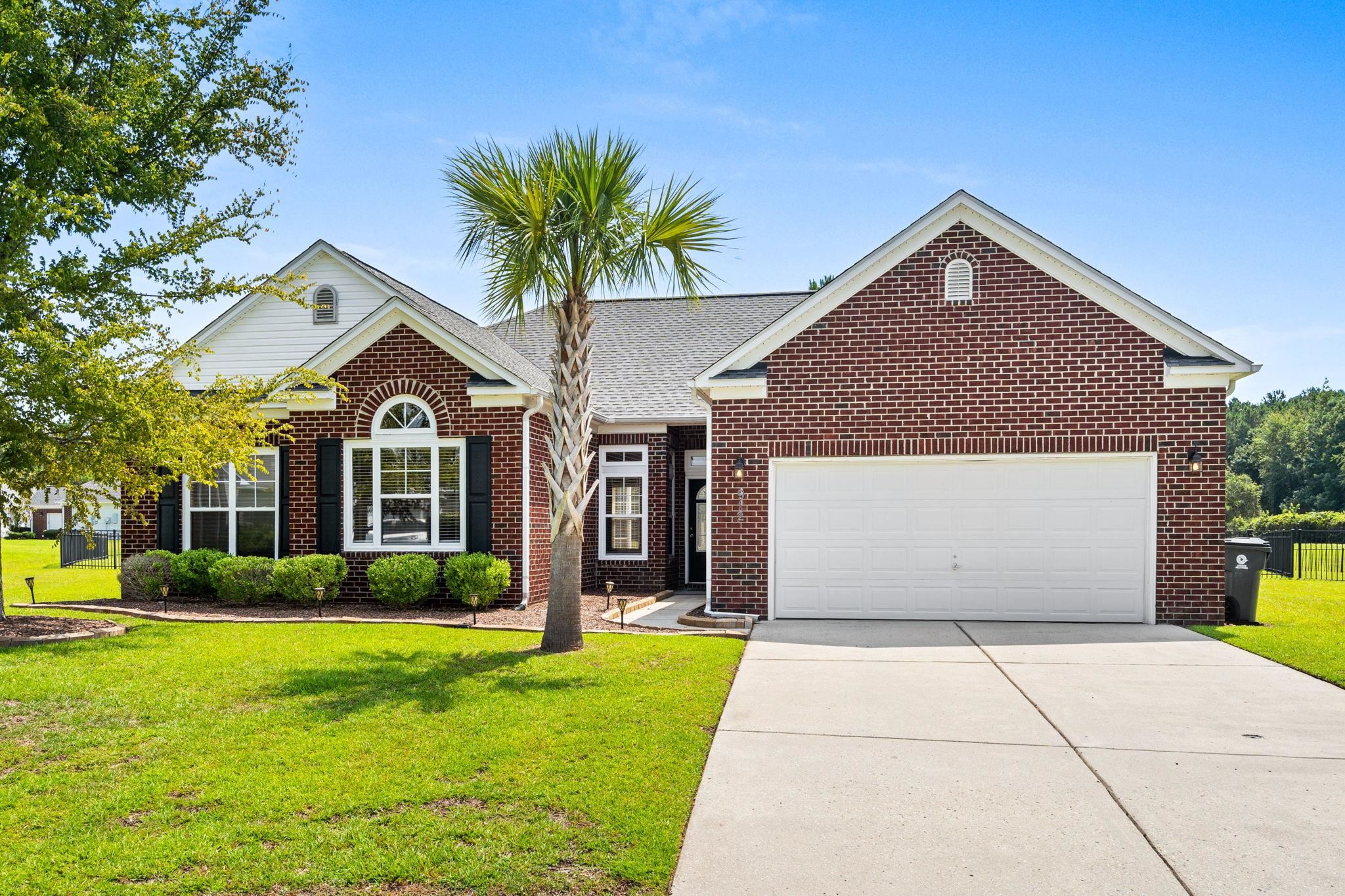912 Bromley Ct.